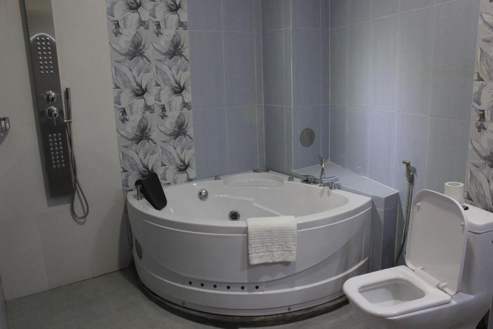 Gloria Grand Hotel 6