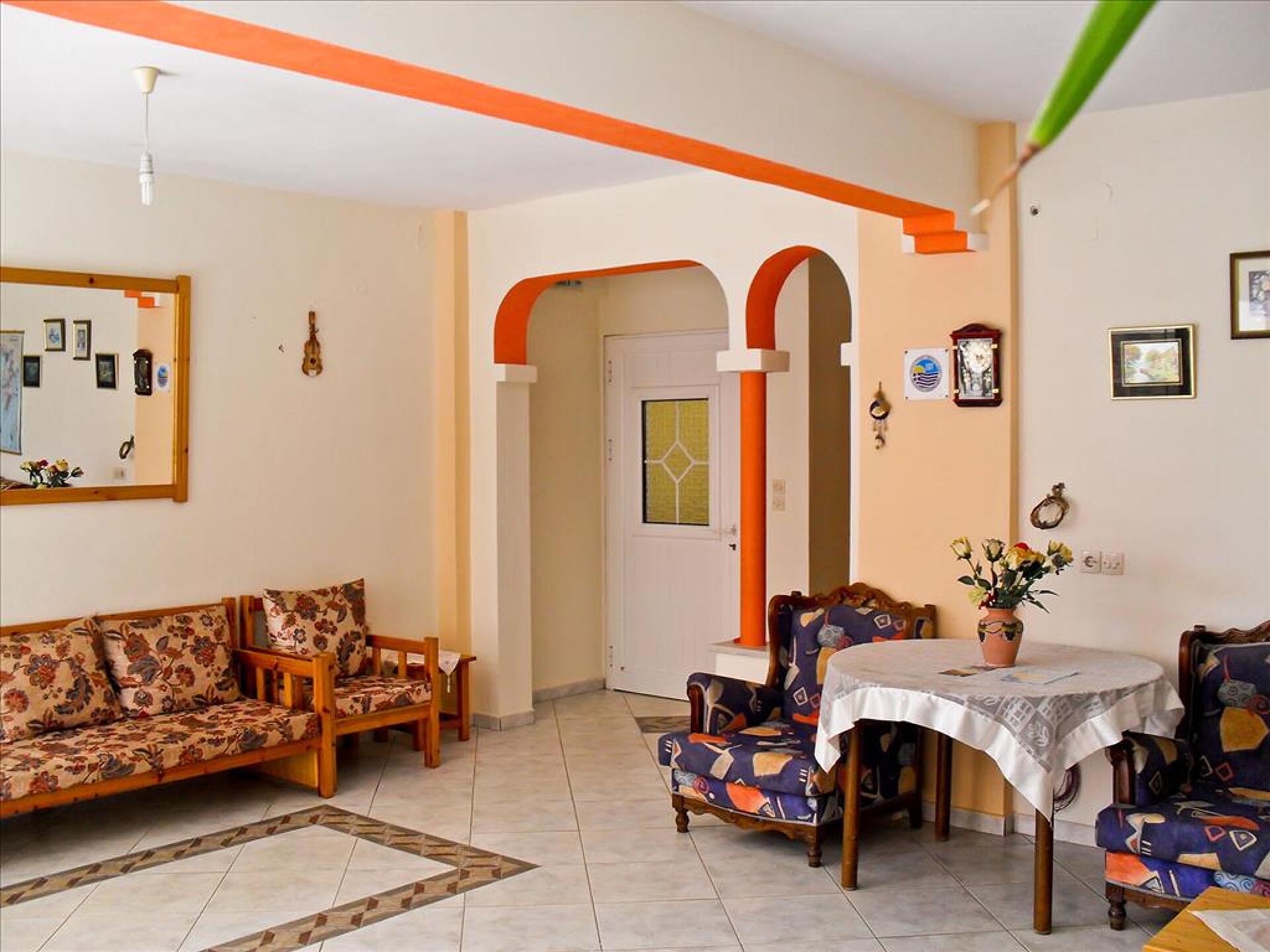 Elena Studios 3