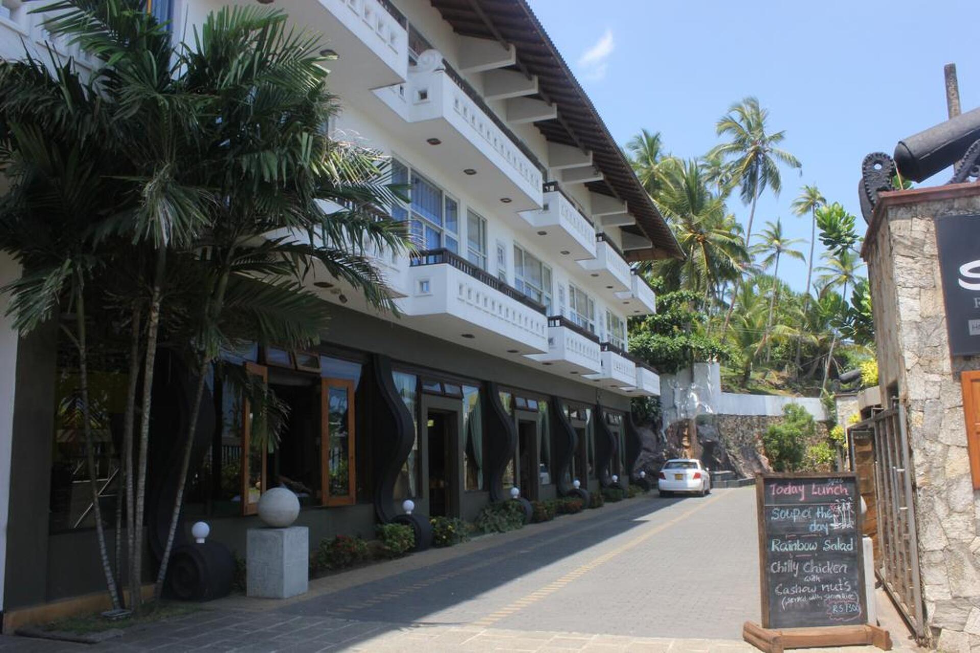 Sanmira Renaissance Hotel 3* 17