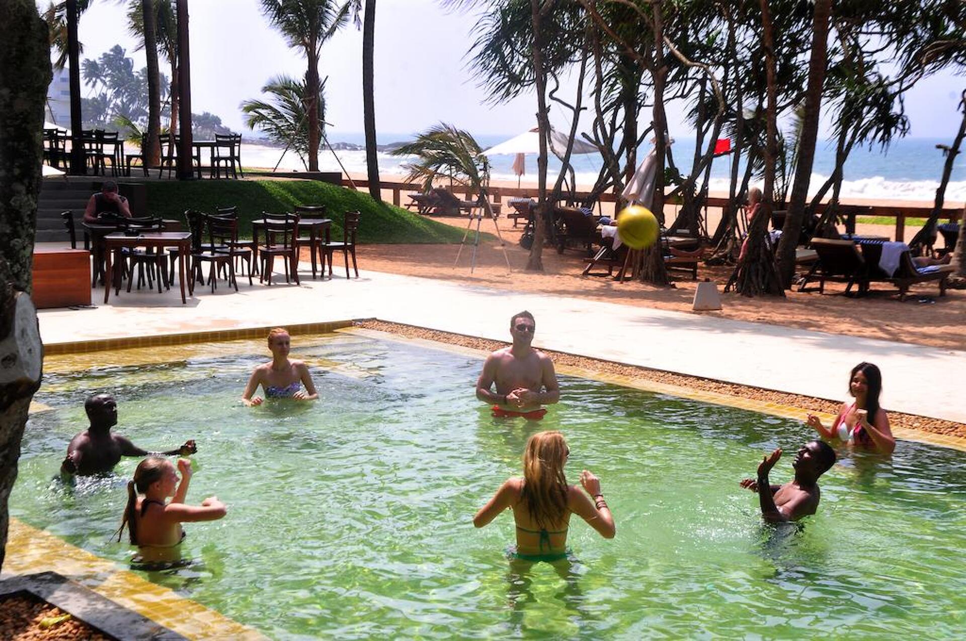 Pandanus Beach Resort & Spa 4* 26