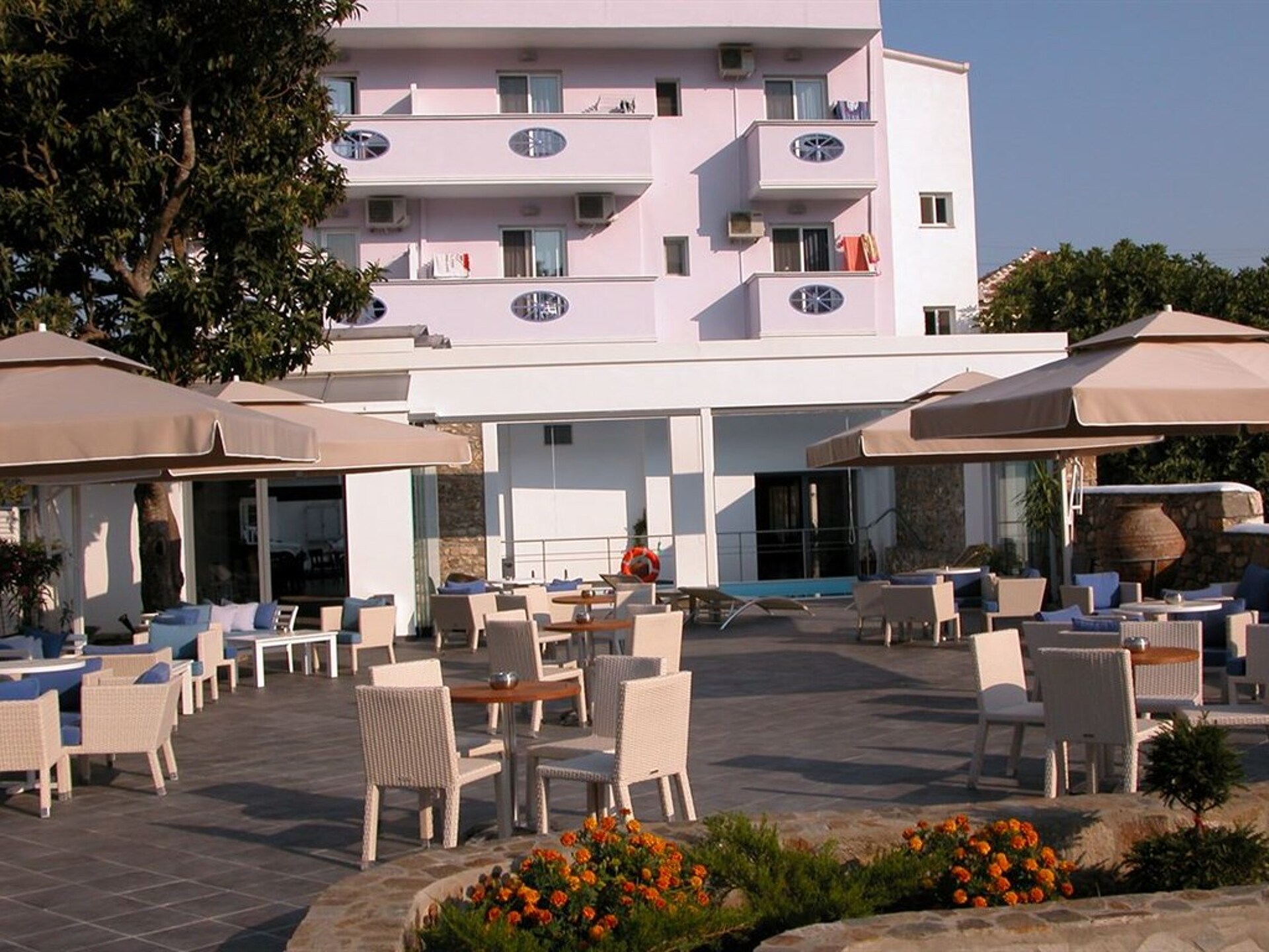 Lido Hotel 2* 0