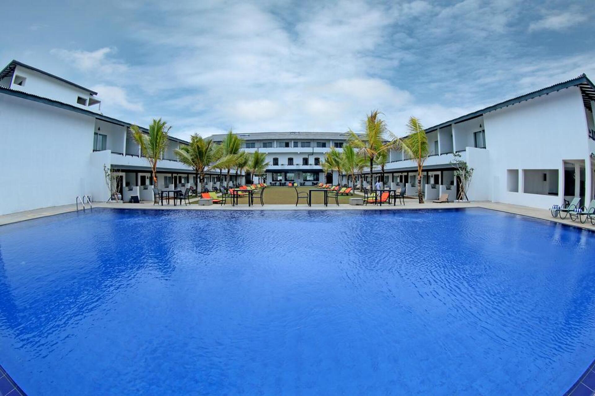 Coco Royal Beach Resort 2