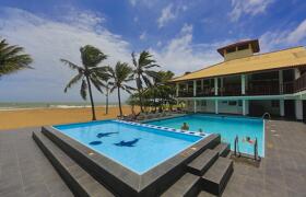 Catamaran Beach Hotel Negombo