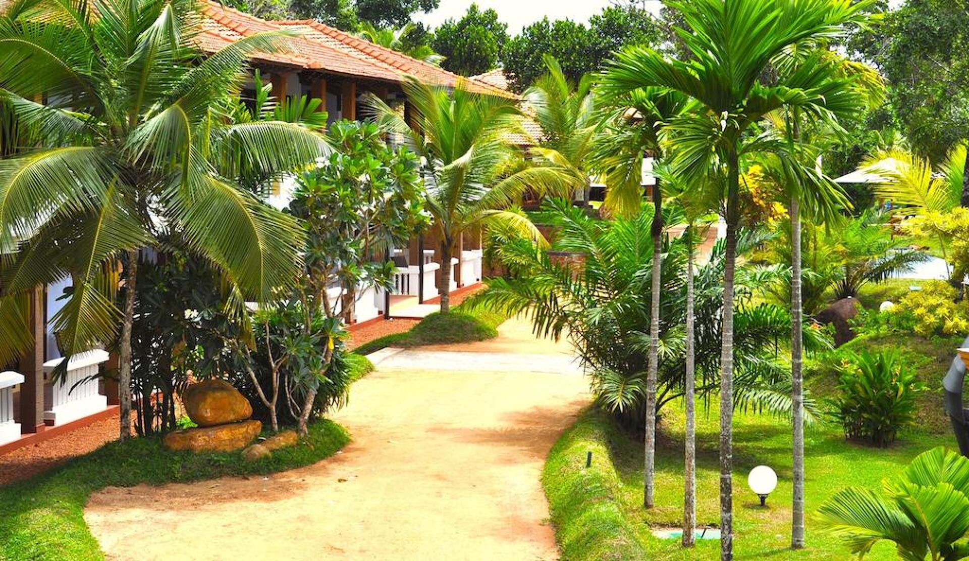 Cocoon Resort & Villas 4* 19