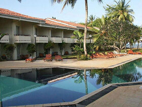 Hibiscus Beach Hotel 3*