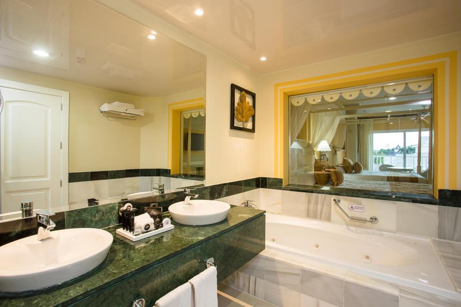 Luxury Bahia Principe Bouganville 8