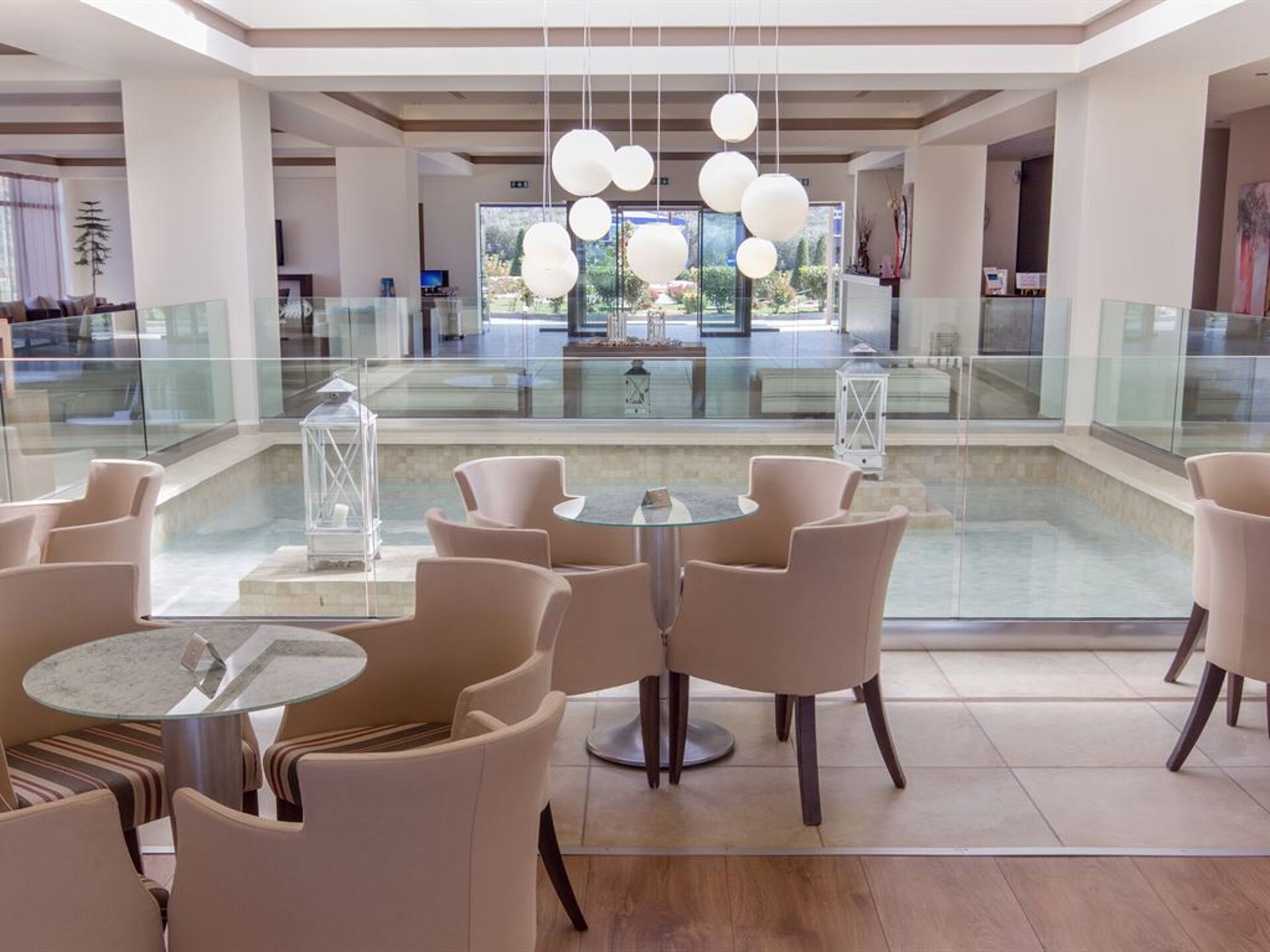 Alea Hotel & Suites 4* 8