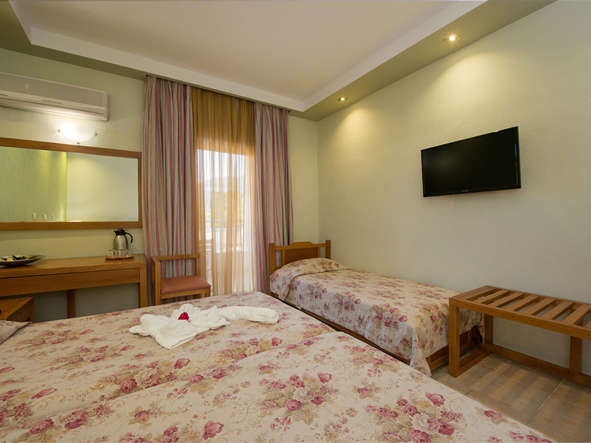 Aethria Hotel 3* 29