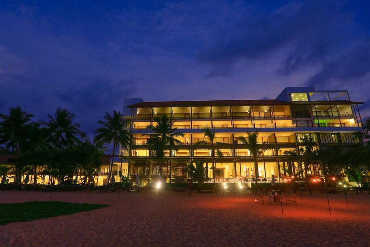 Pandanus Beach Resort & Spa 4* 2