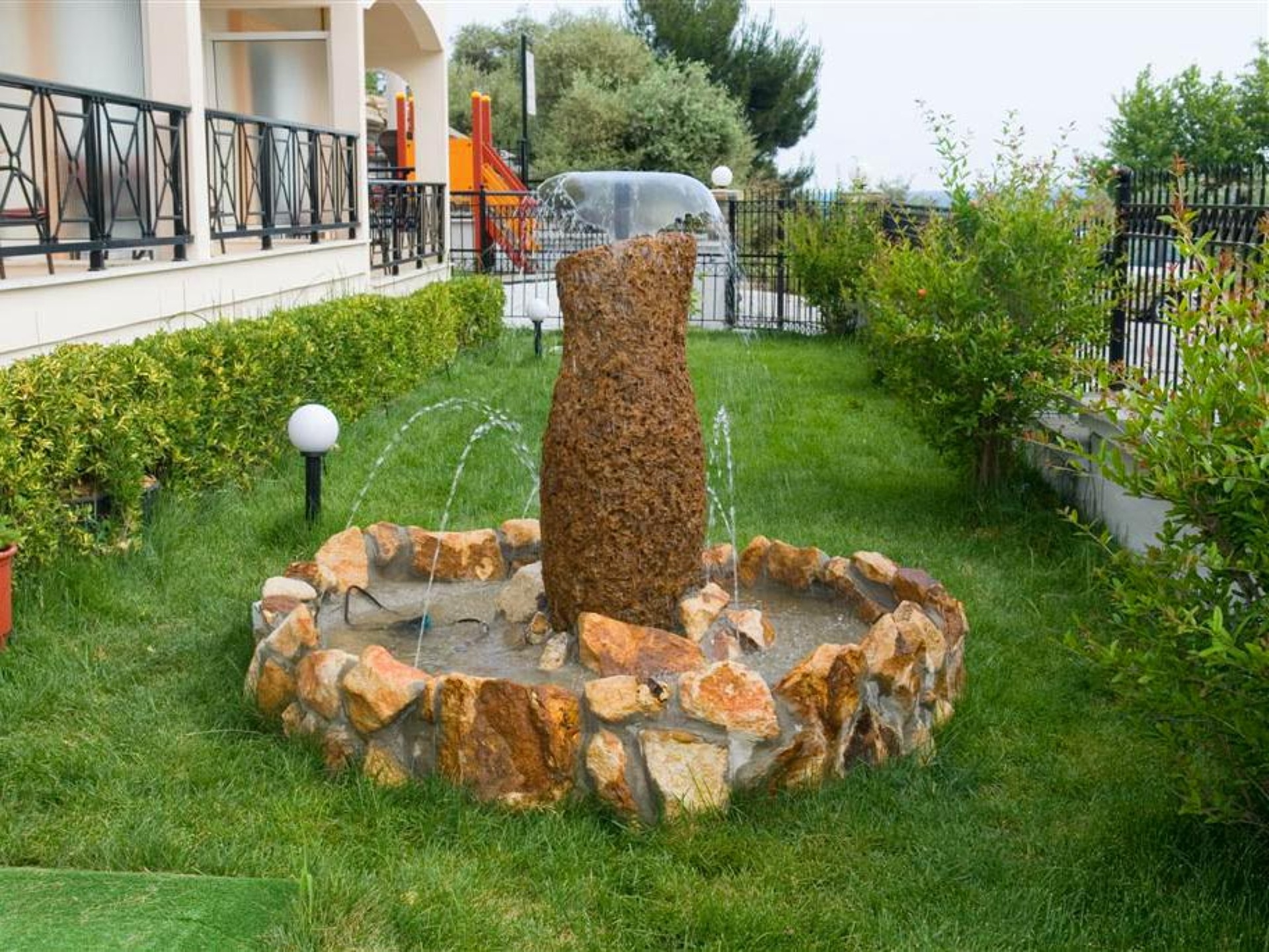 Amalia Hotel 3* 2