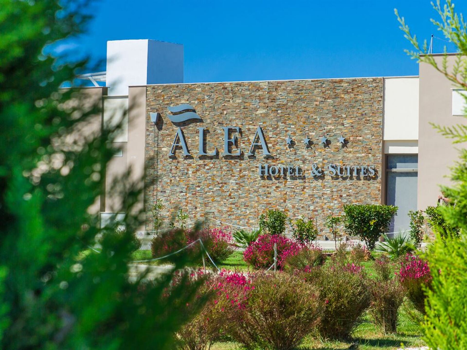 Alea Hotel & Suites 4* 4