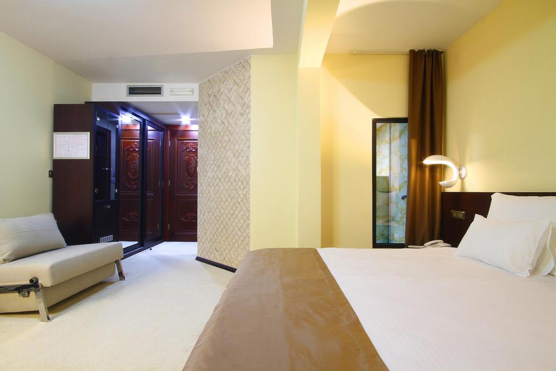 Nadezda Hotel 4* 37