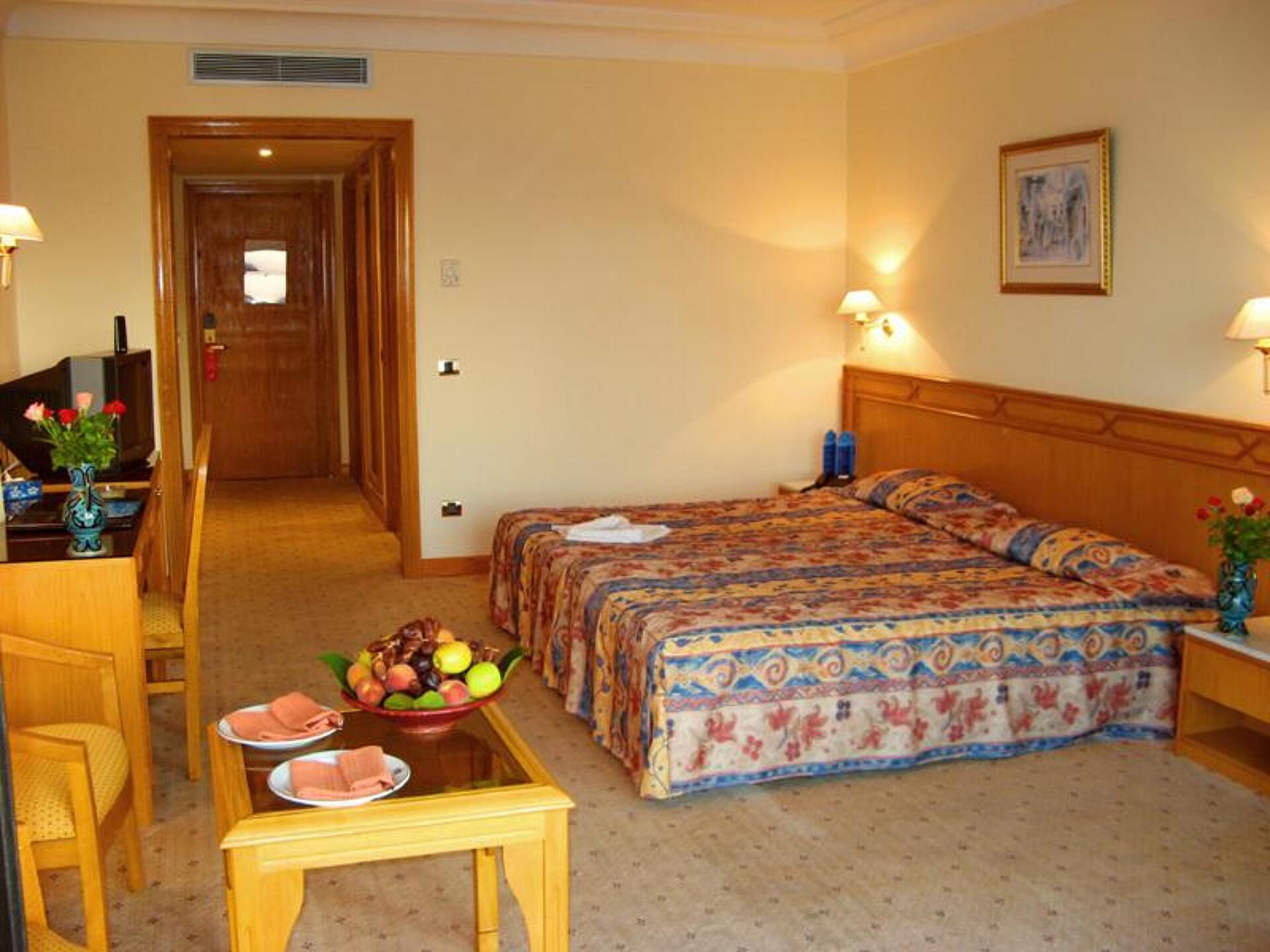 Orient Palace 5* 29
