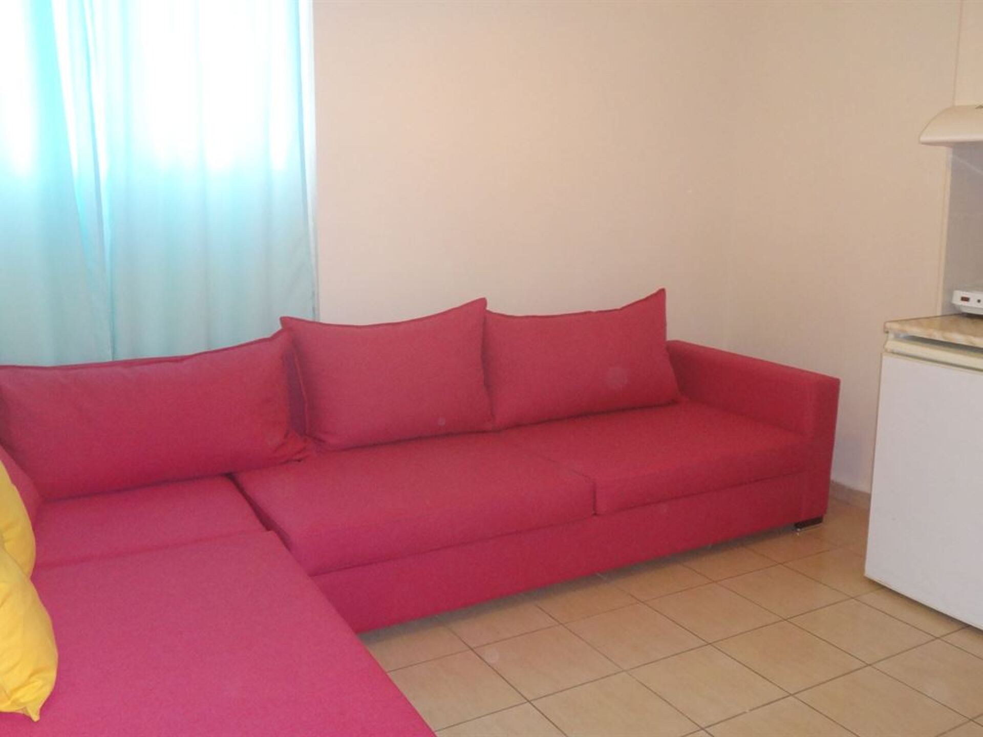 Leonidas Apartments 21