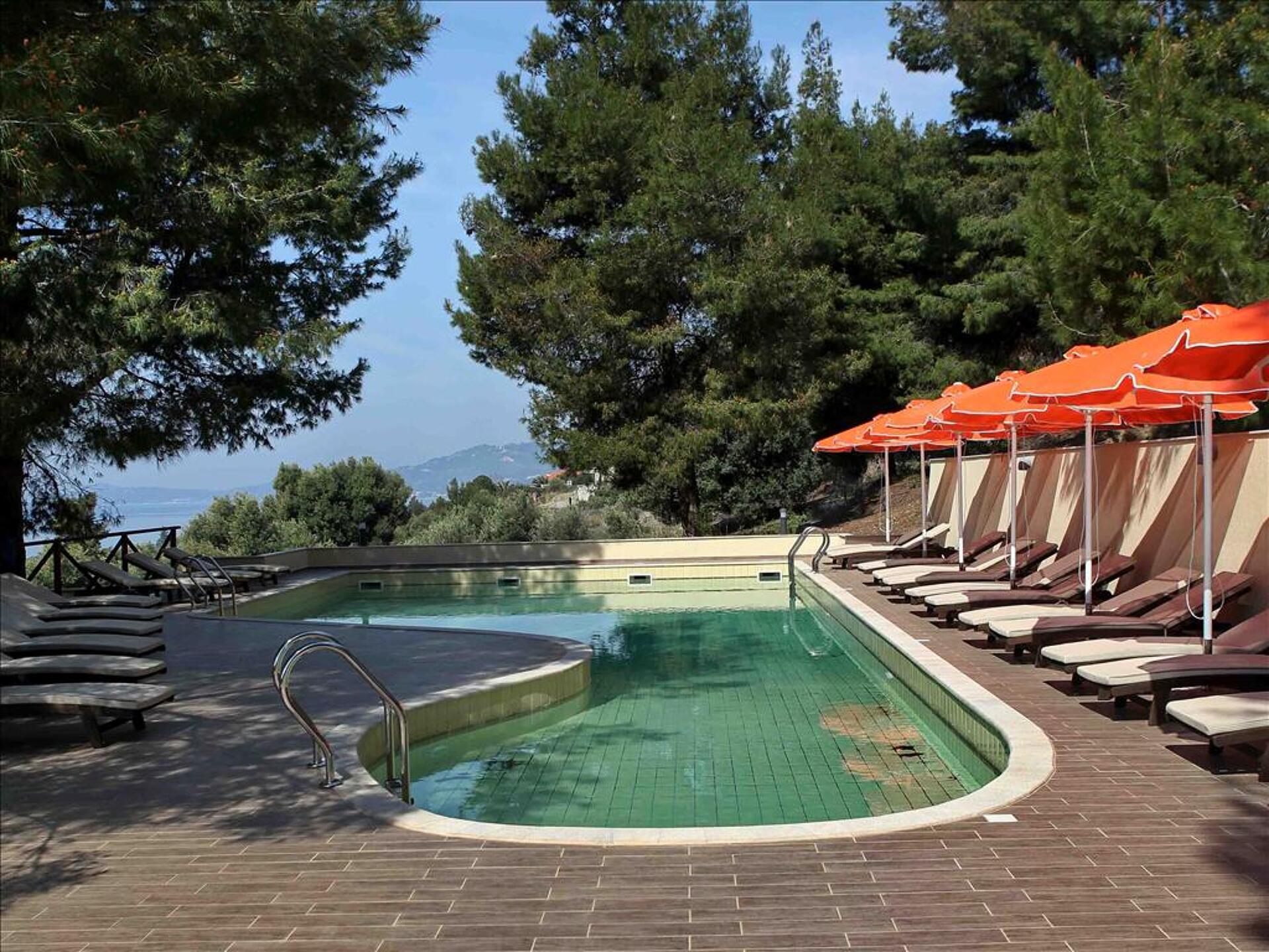 Cronwell Rahoni Park Hotel 5* 4