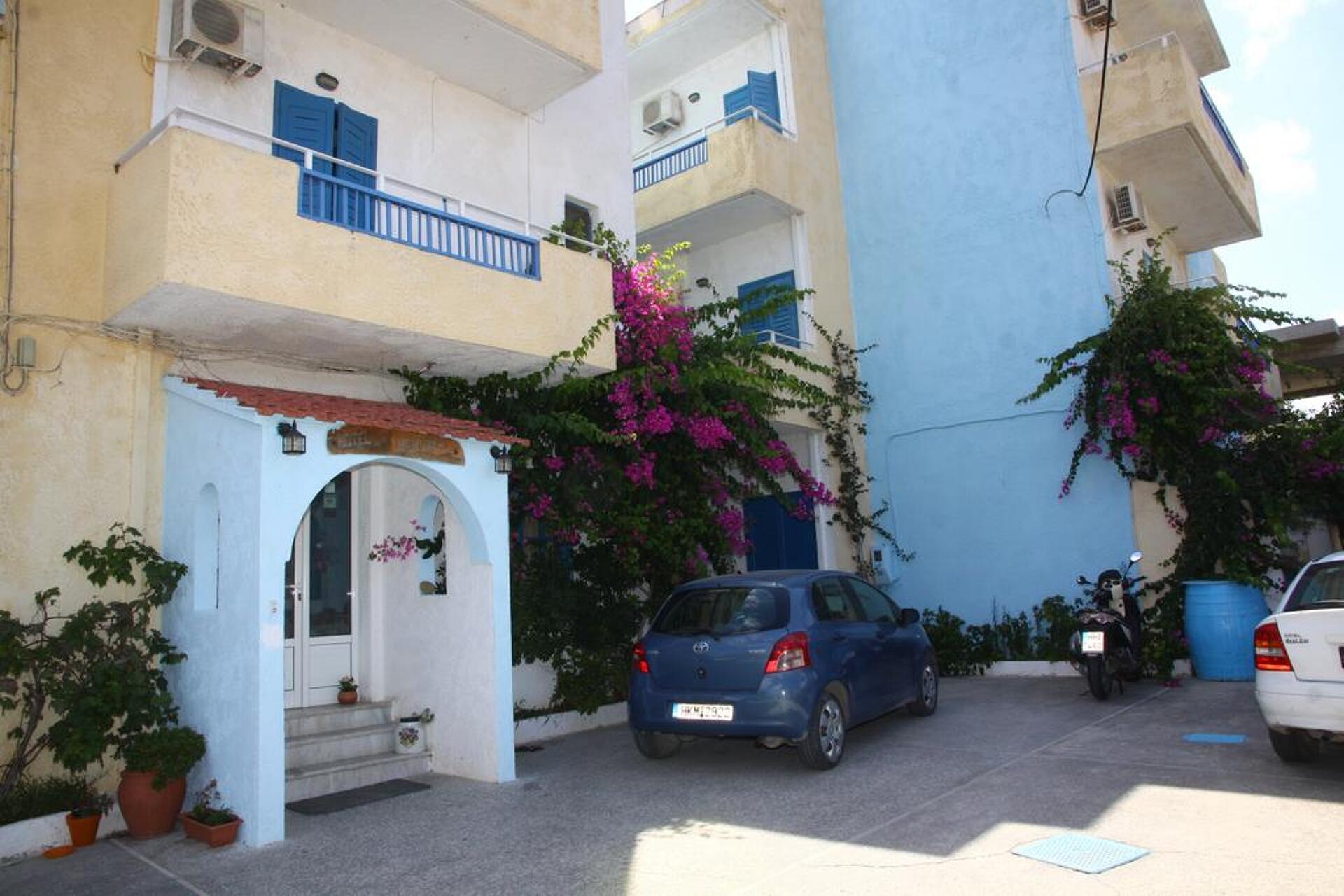 Hotel Handakas 2* 10