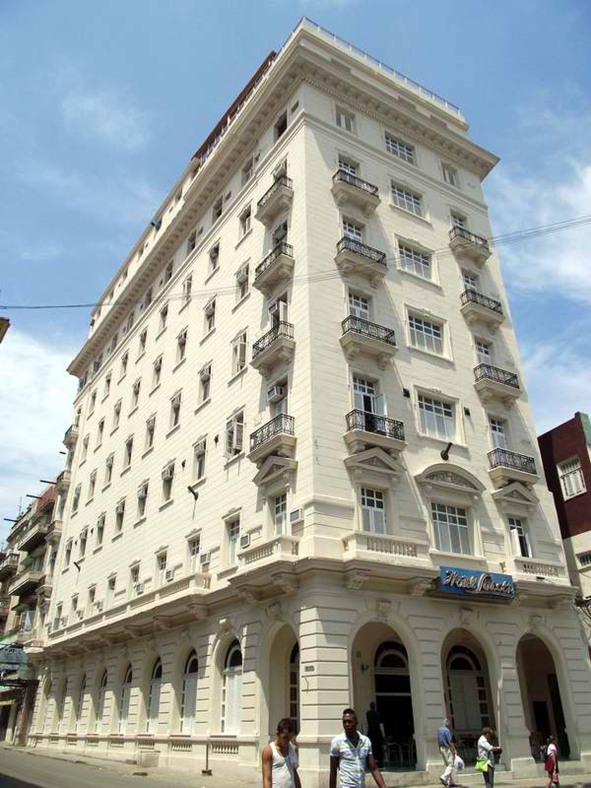 Islazul Hotel Lincoln 2* 0