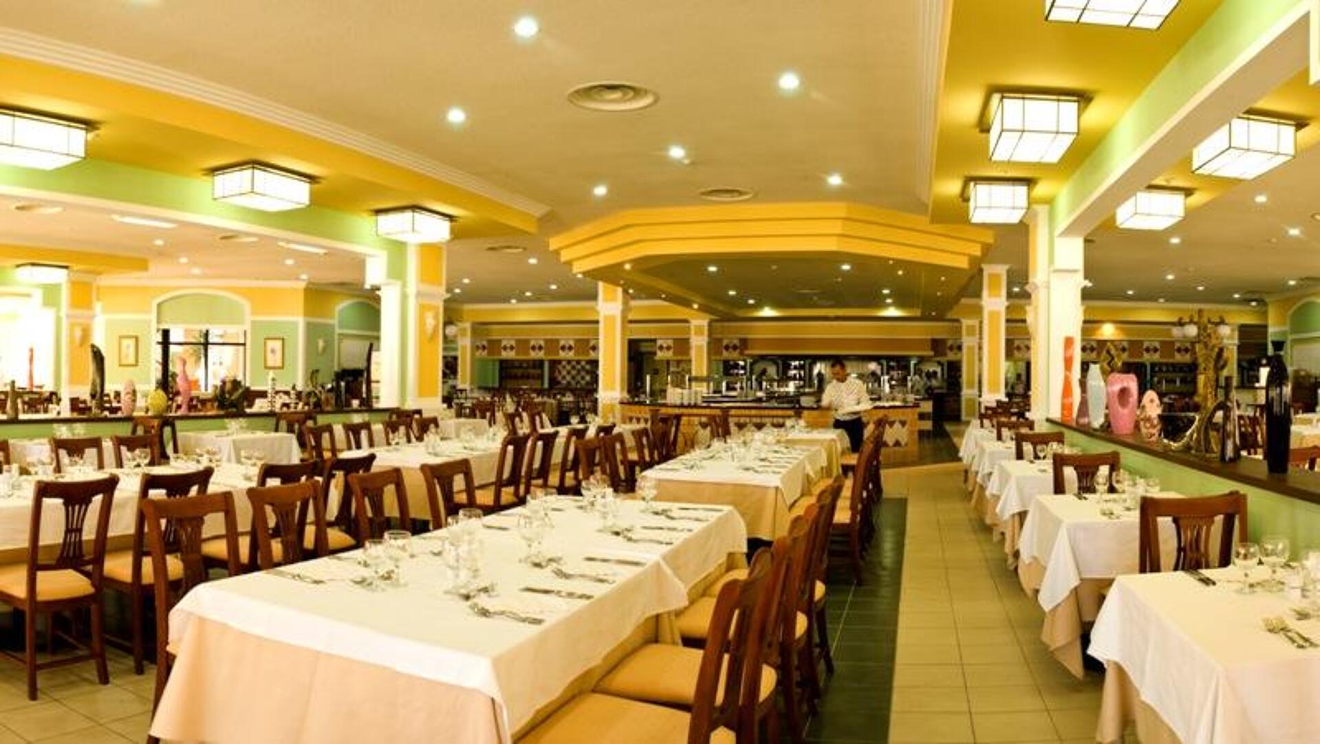 Iberostar Laguna Azul 5* 2