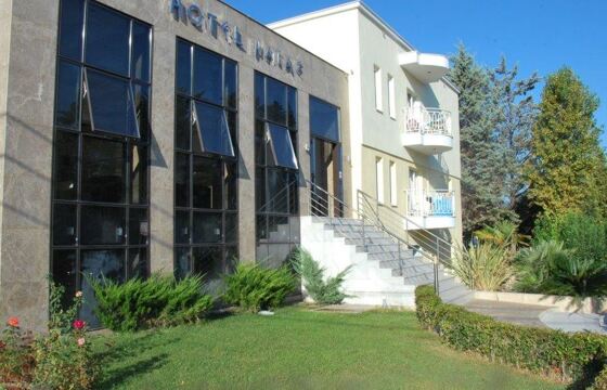 Naias Hotel
