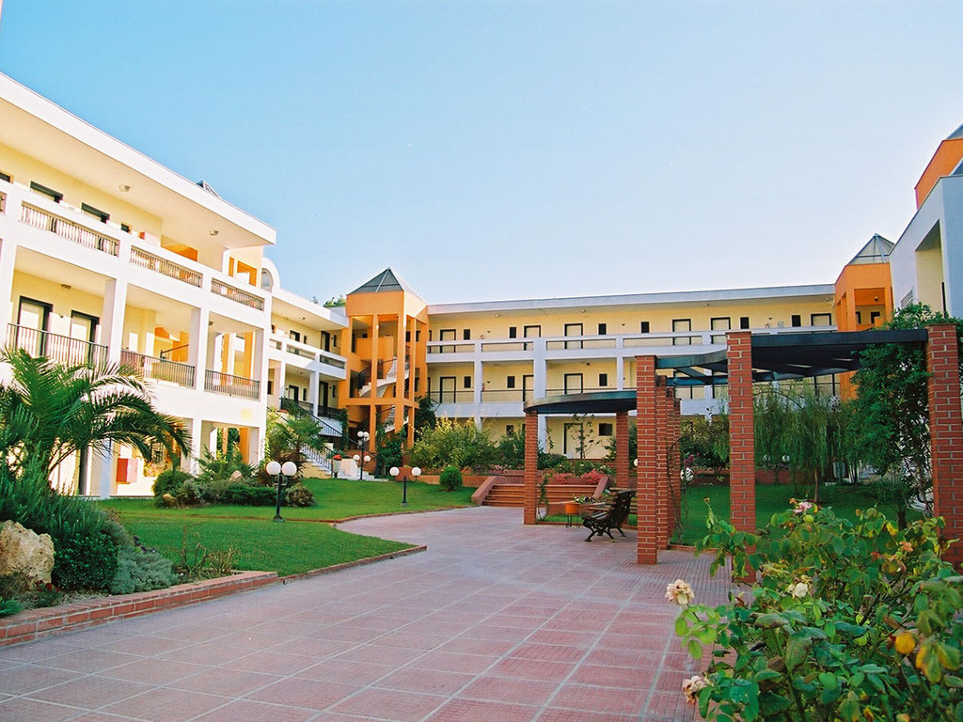 Atrium Hotel 3* 2