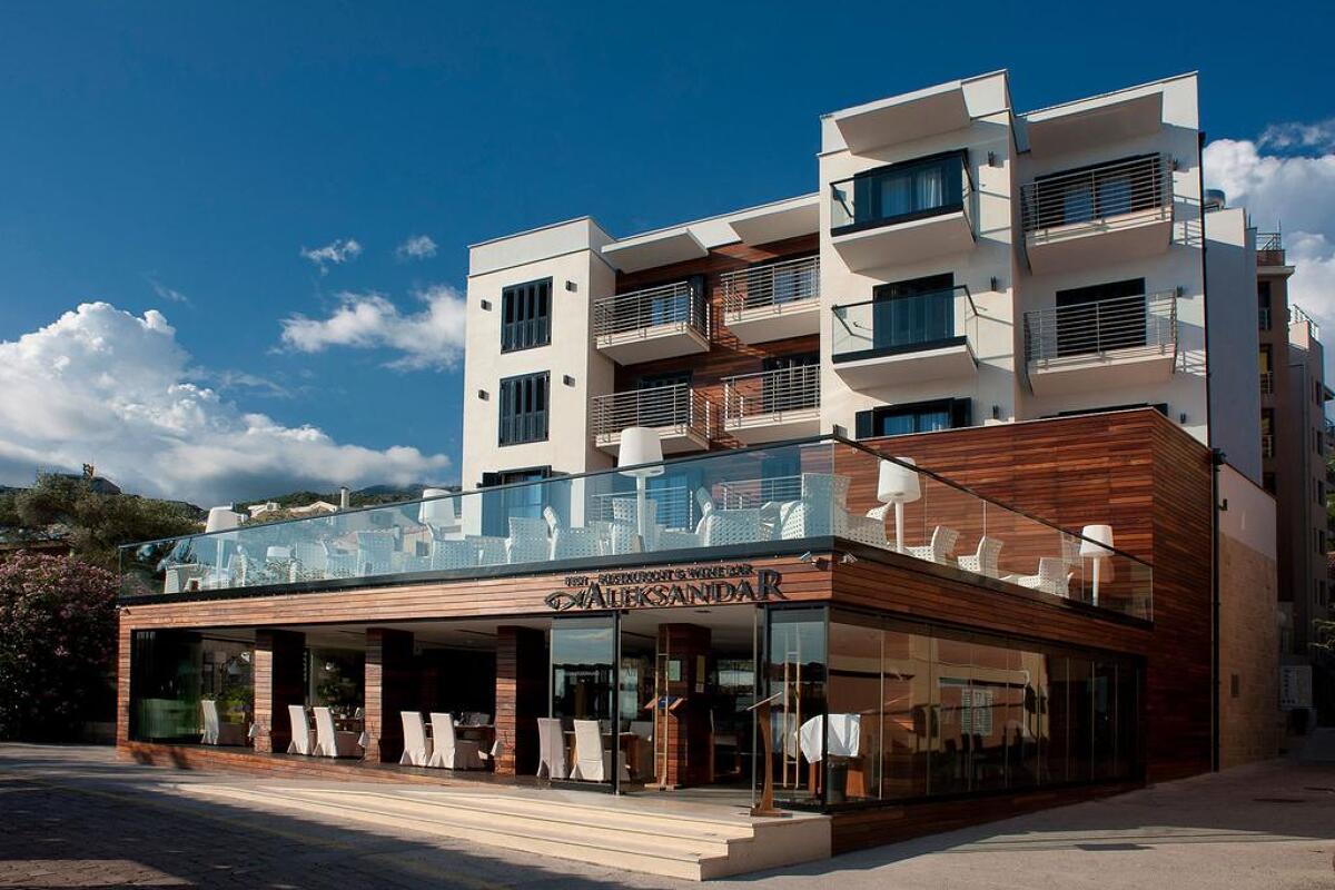 Aleksandar Hotel & Wine Bar 4* 0