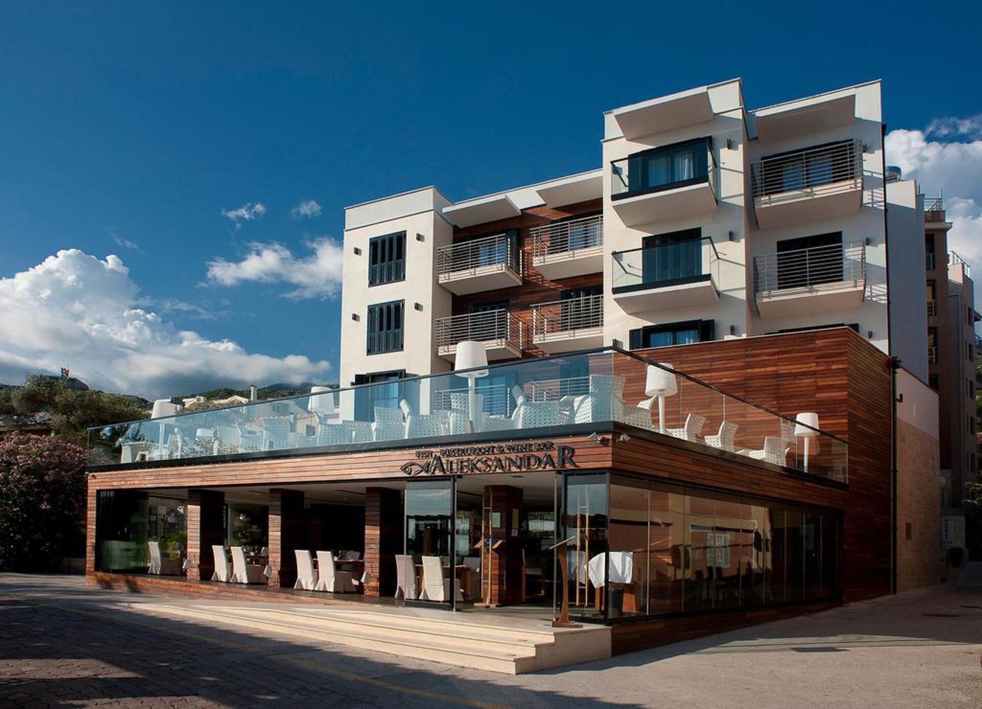 Aleksandar Hotel & Wine Bar 4* 0