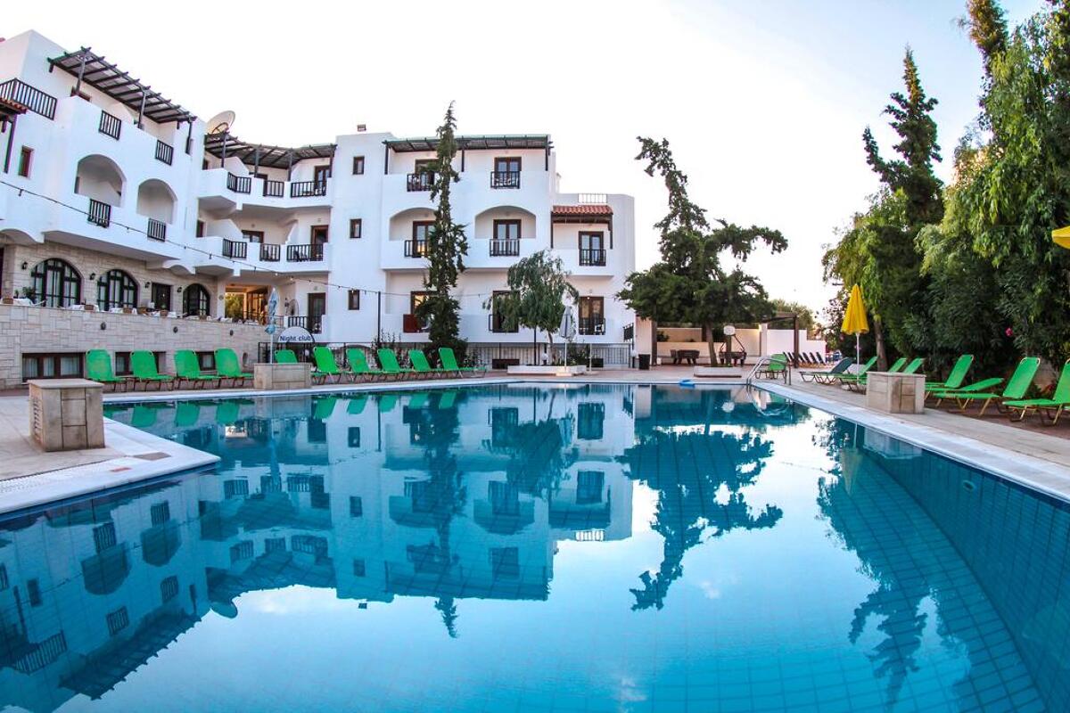 Club Lyda Hotel 3* 3