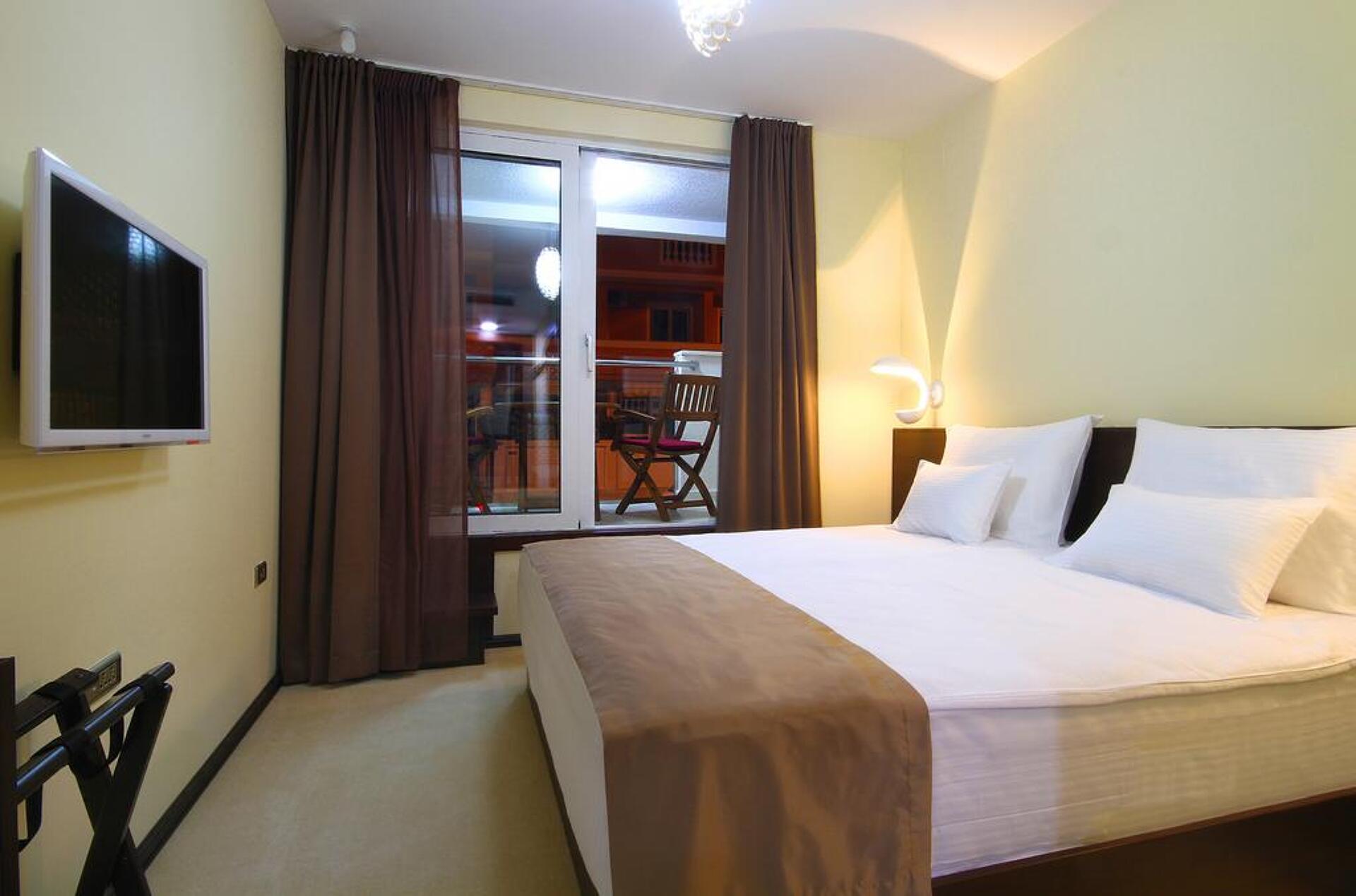 Nadezda Hotel 4* 5
