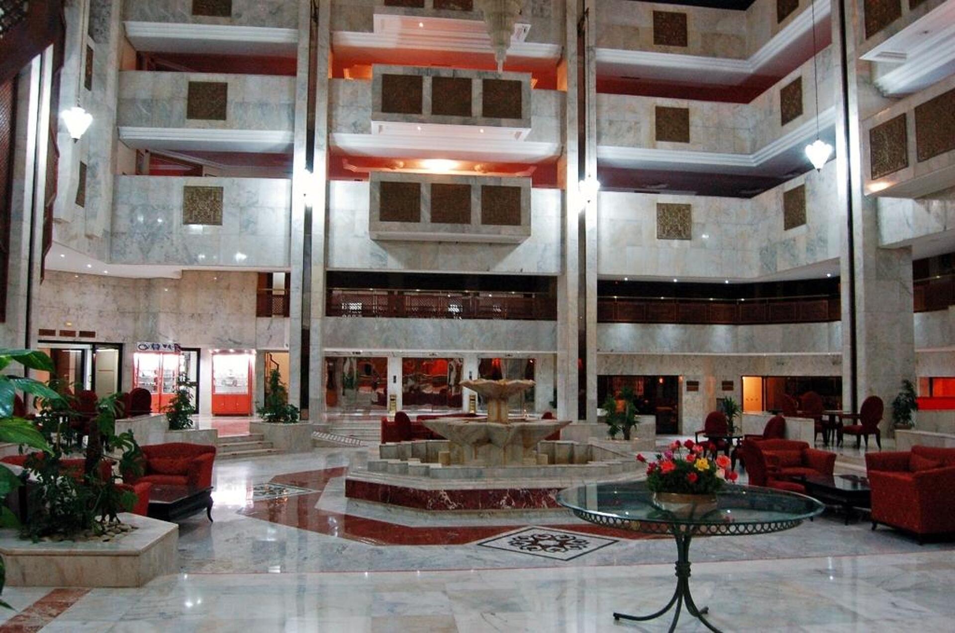 Orient Palace 5* 18