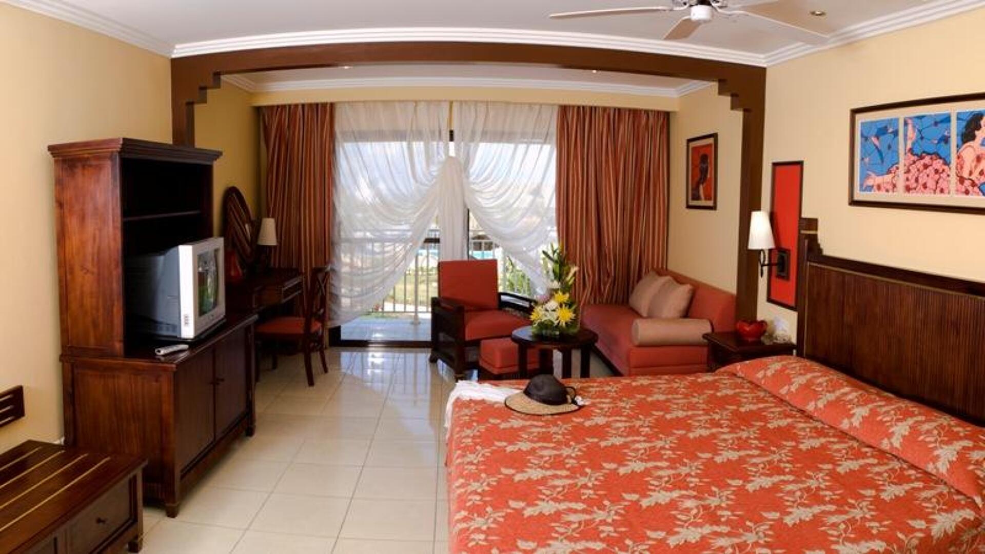 Iberostar Laguna Azul 5* 9