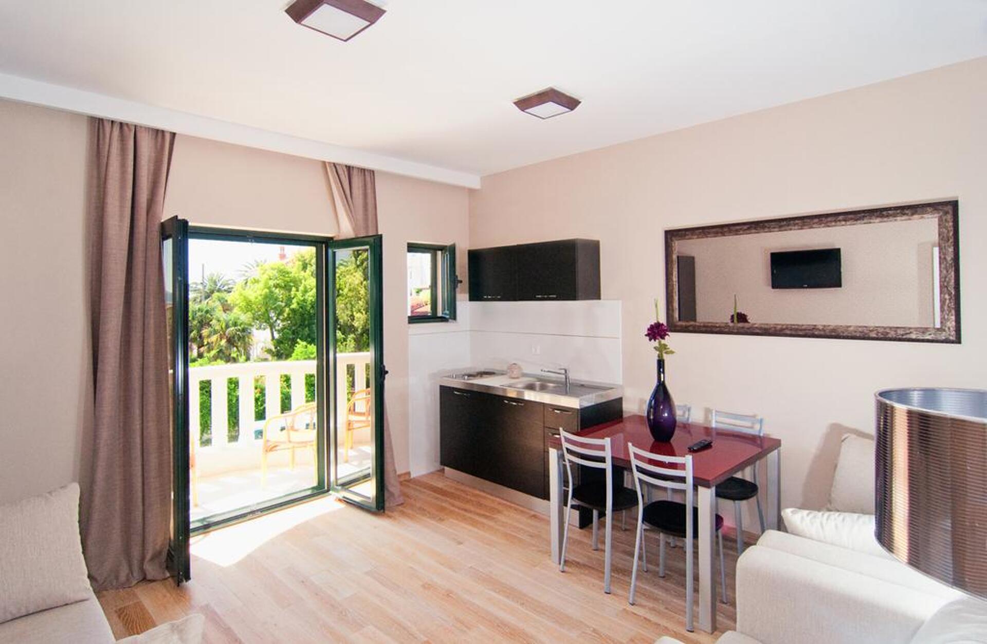 Grifone Lux 4* 9