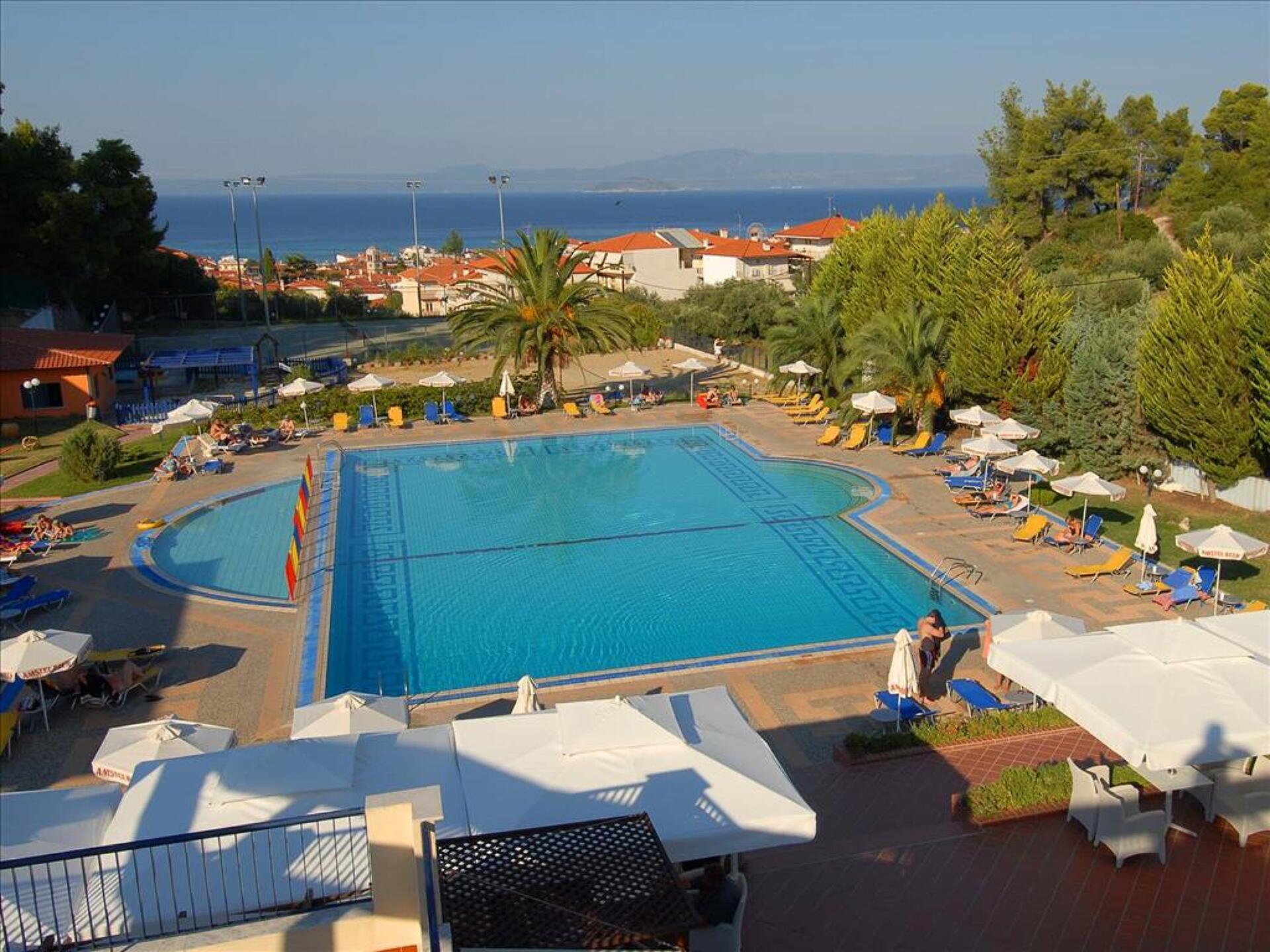 Atrium Hotel 3* 4