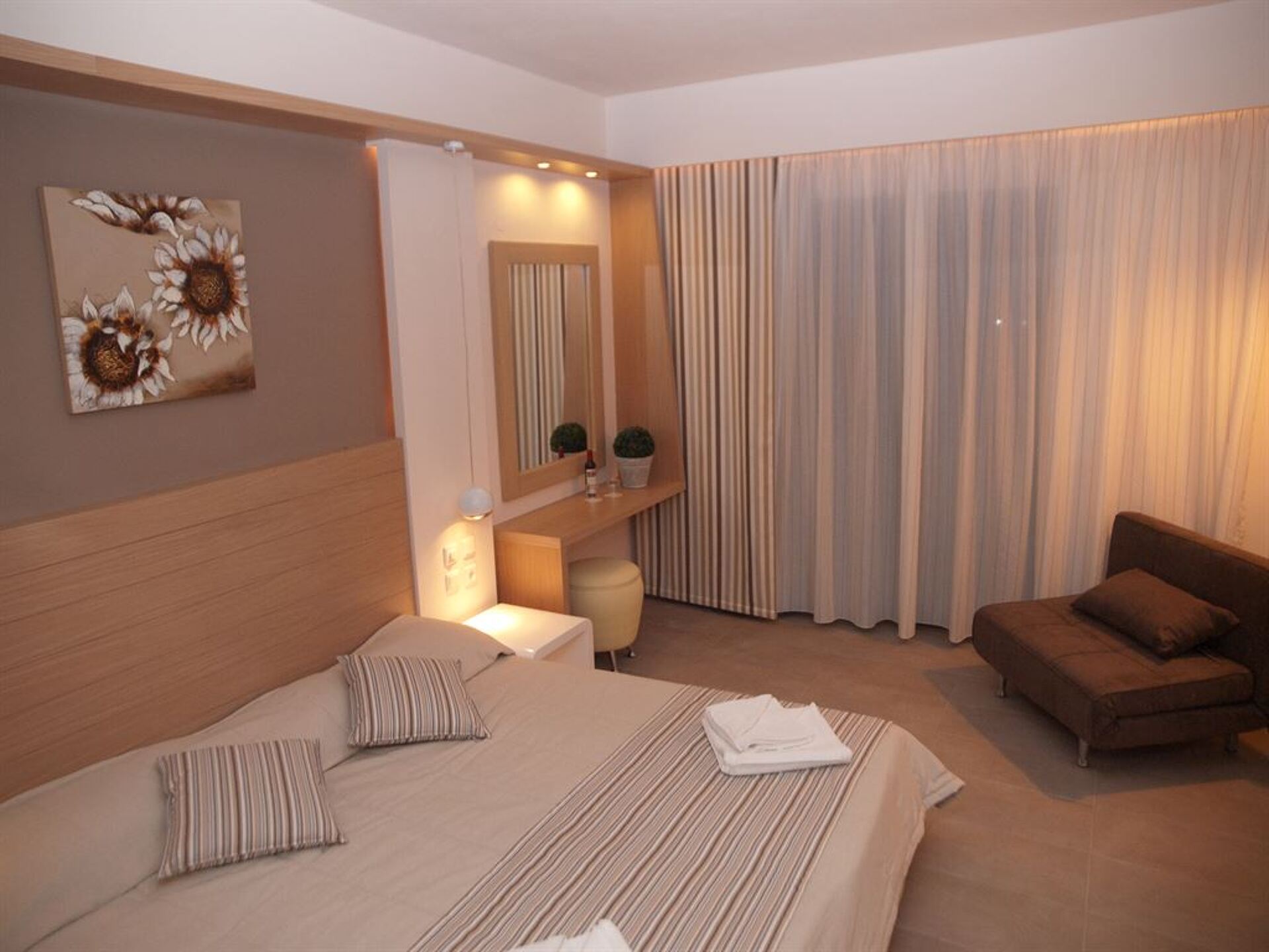 Pantheon Hotel 3* 20