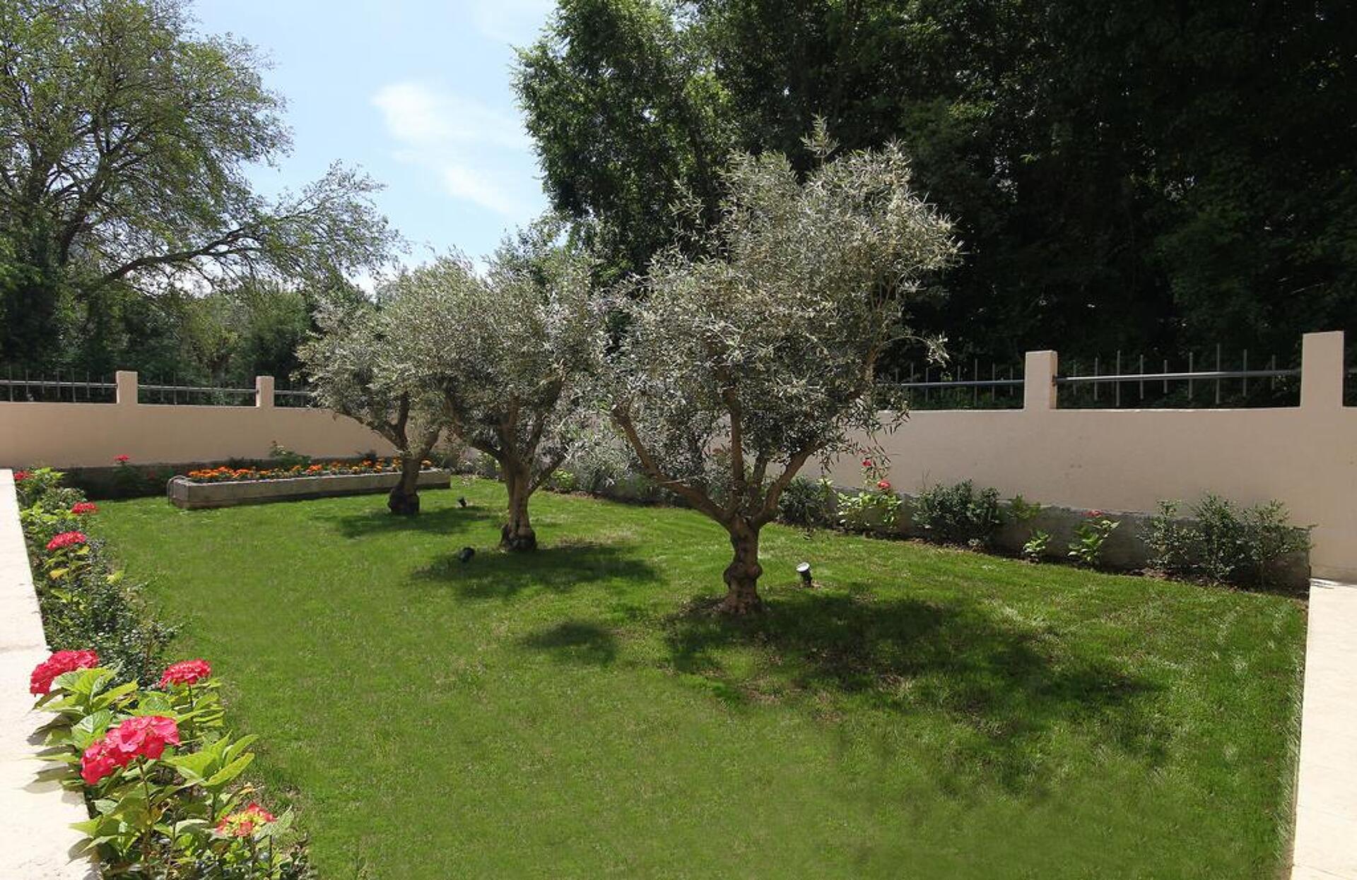 Nadezda Hotel 4* 3