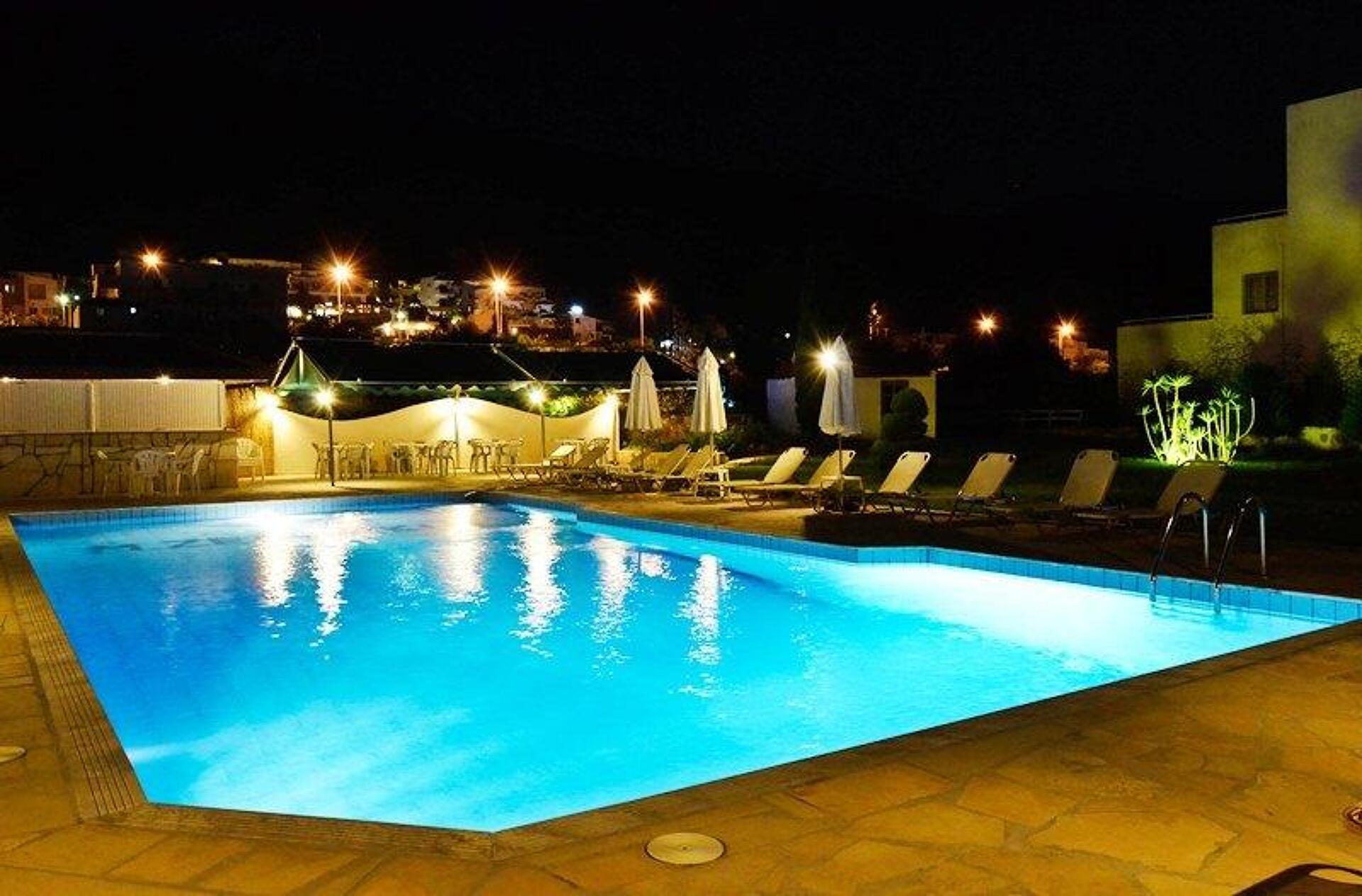 Niko-Elen Hotel 3* 4