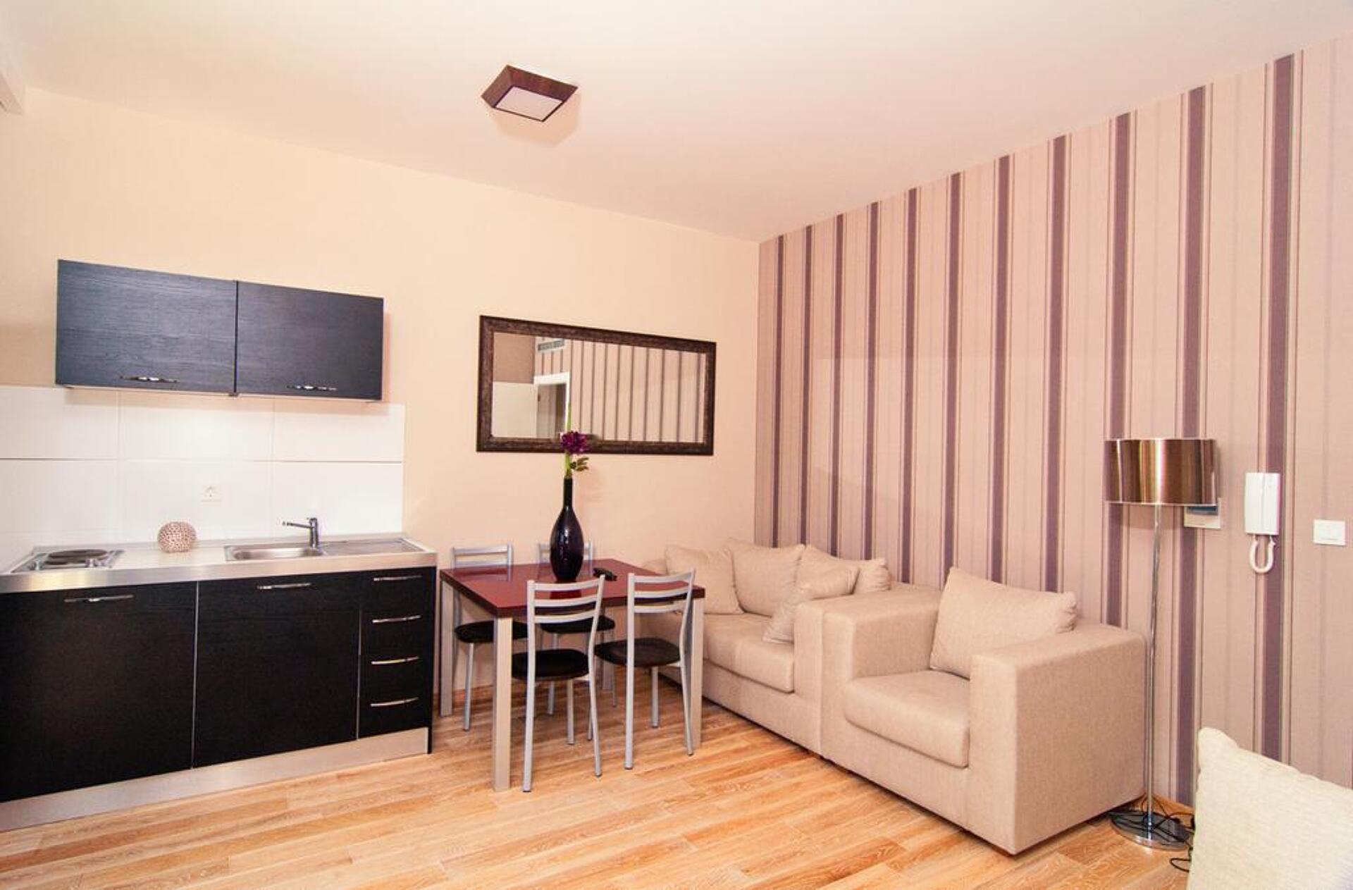 Grifone Lux 4* 8