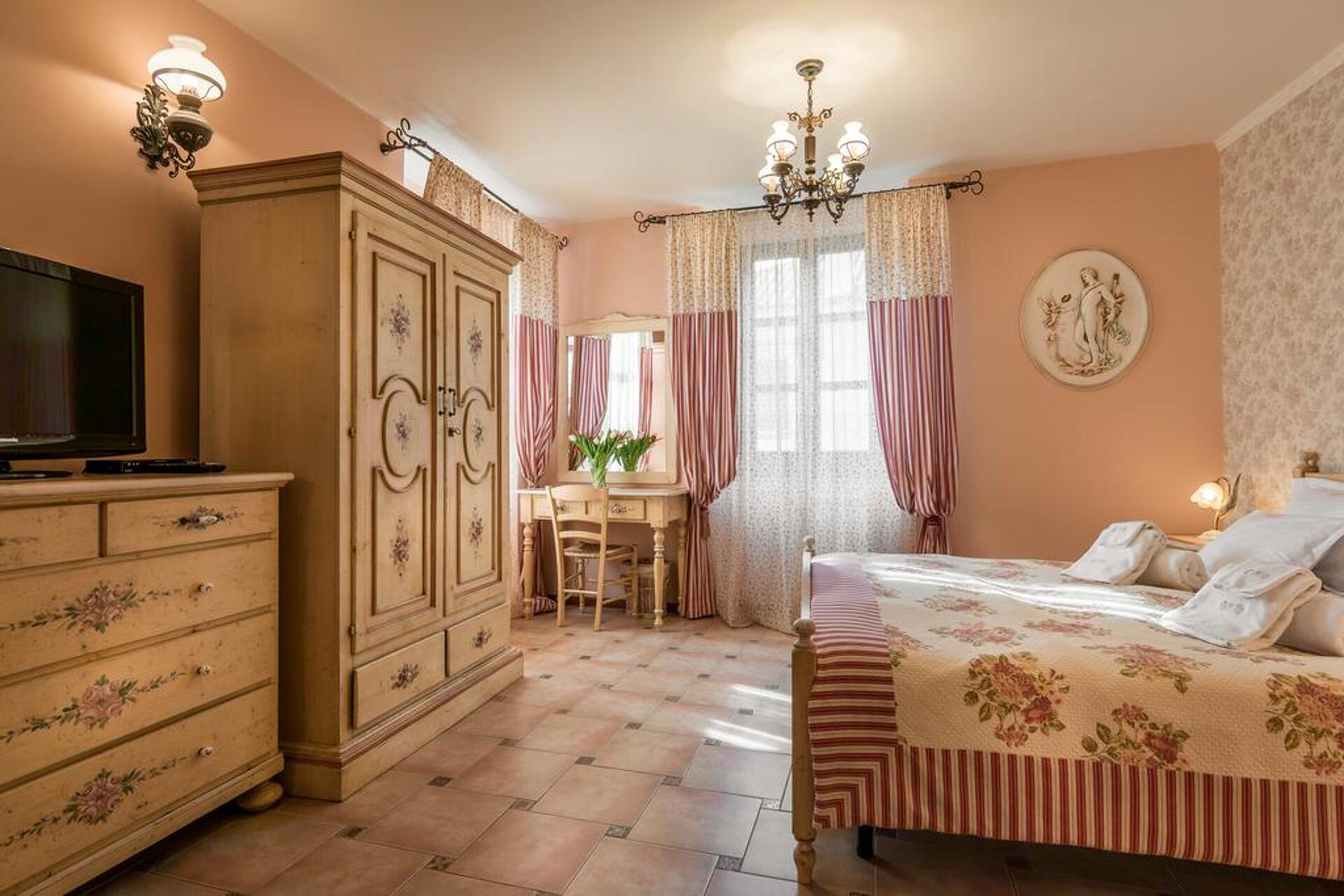 Monte Cristo Hotel 4* 5
