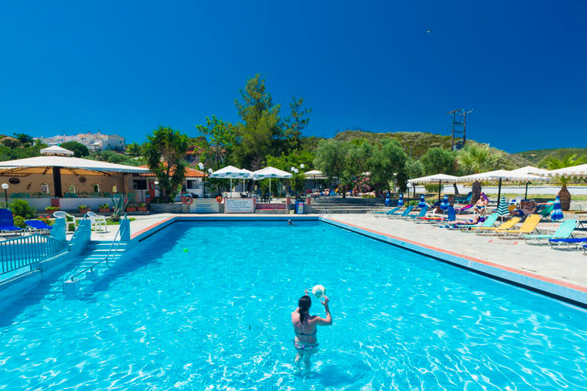 Hilltop Hotel 3* last