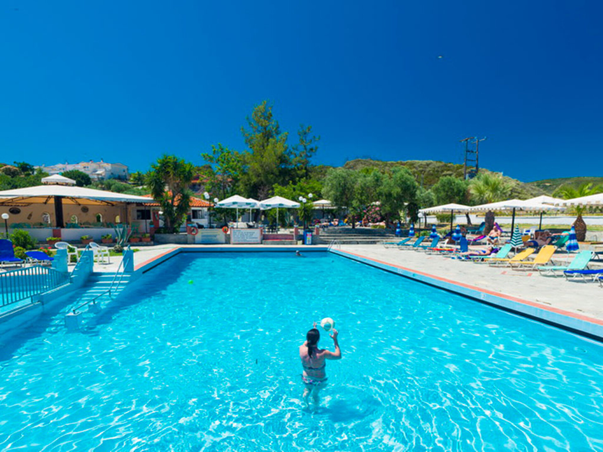Hilltop Hotel 3* 4