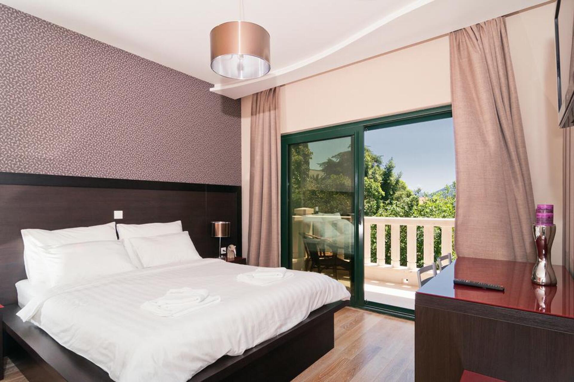Grifone Lux 4* 4
