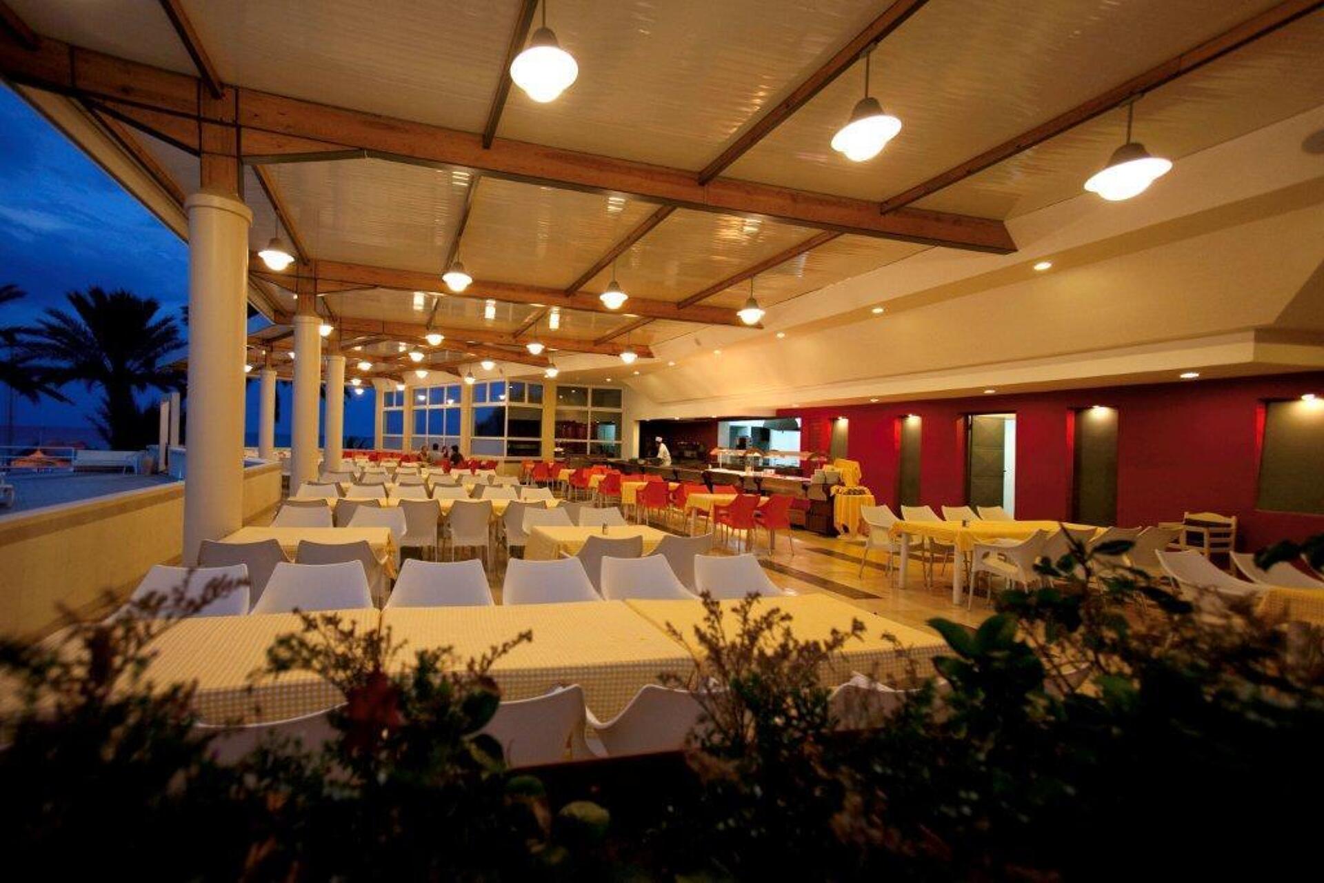 Omar Khayam Club 3* 20