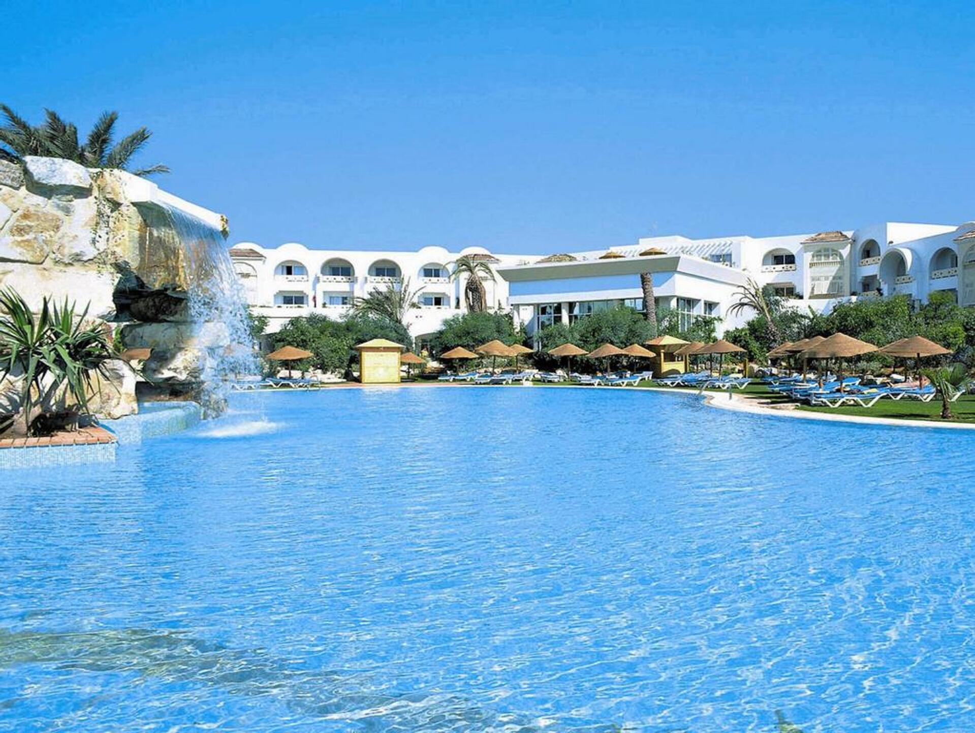 Shell Beach Hotel & Spa 4* 0