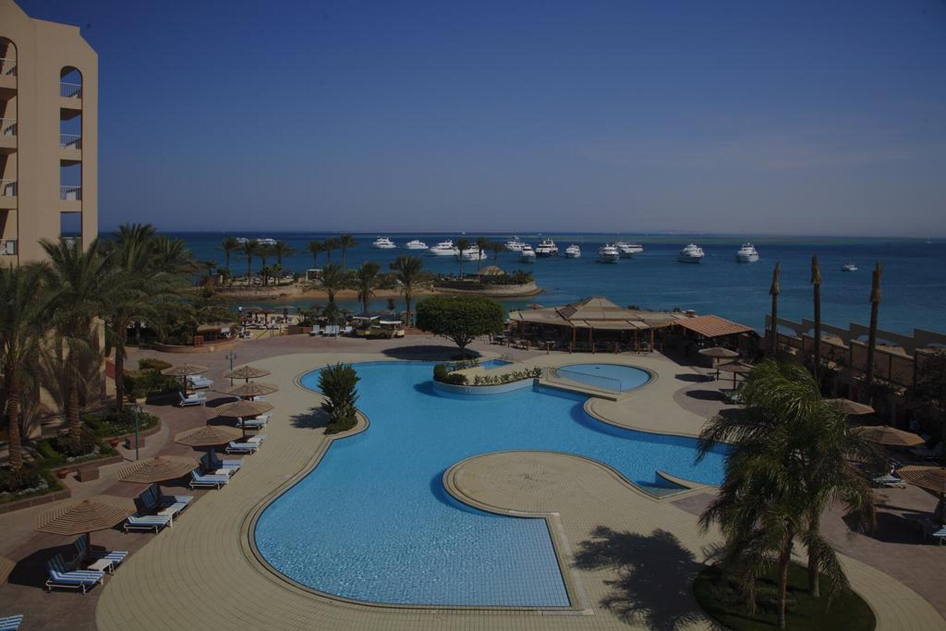 Marriott Beach Resort Hurghada  5* 4