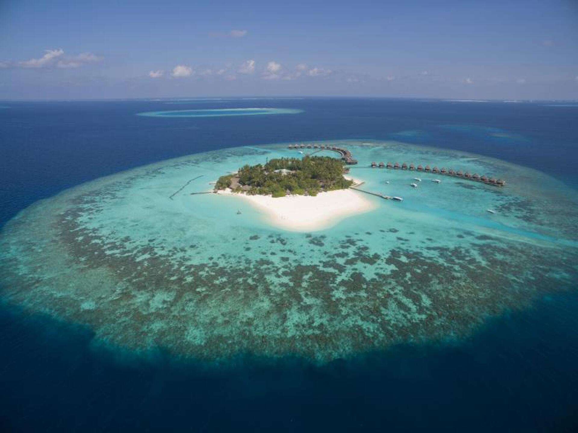 Thulhagiri Island Resort 4* 5