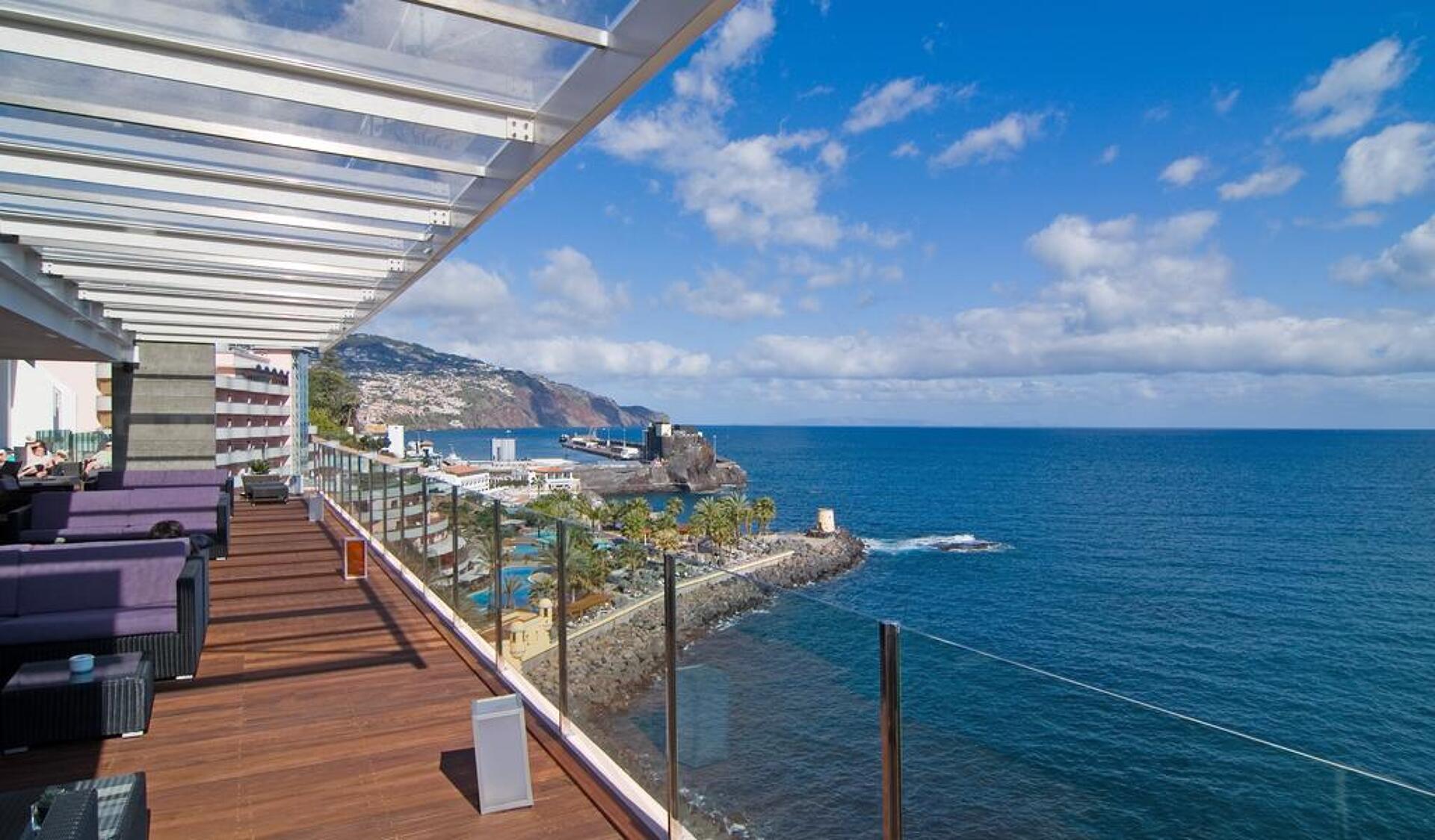 Pestana Carlton Madeira Ocean Resort Hotel  5