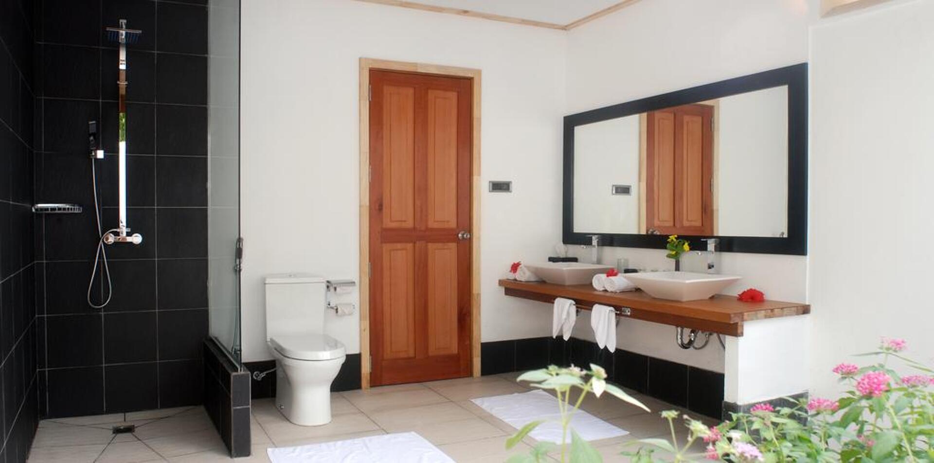 Vilamendhoo Island Resort & Spa 4* 13
