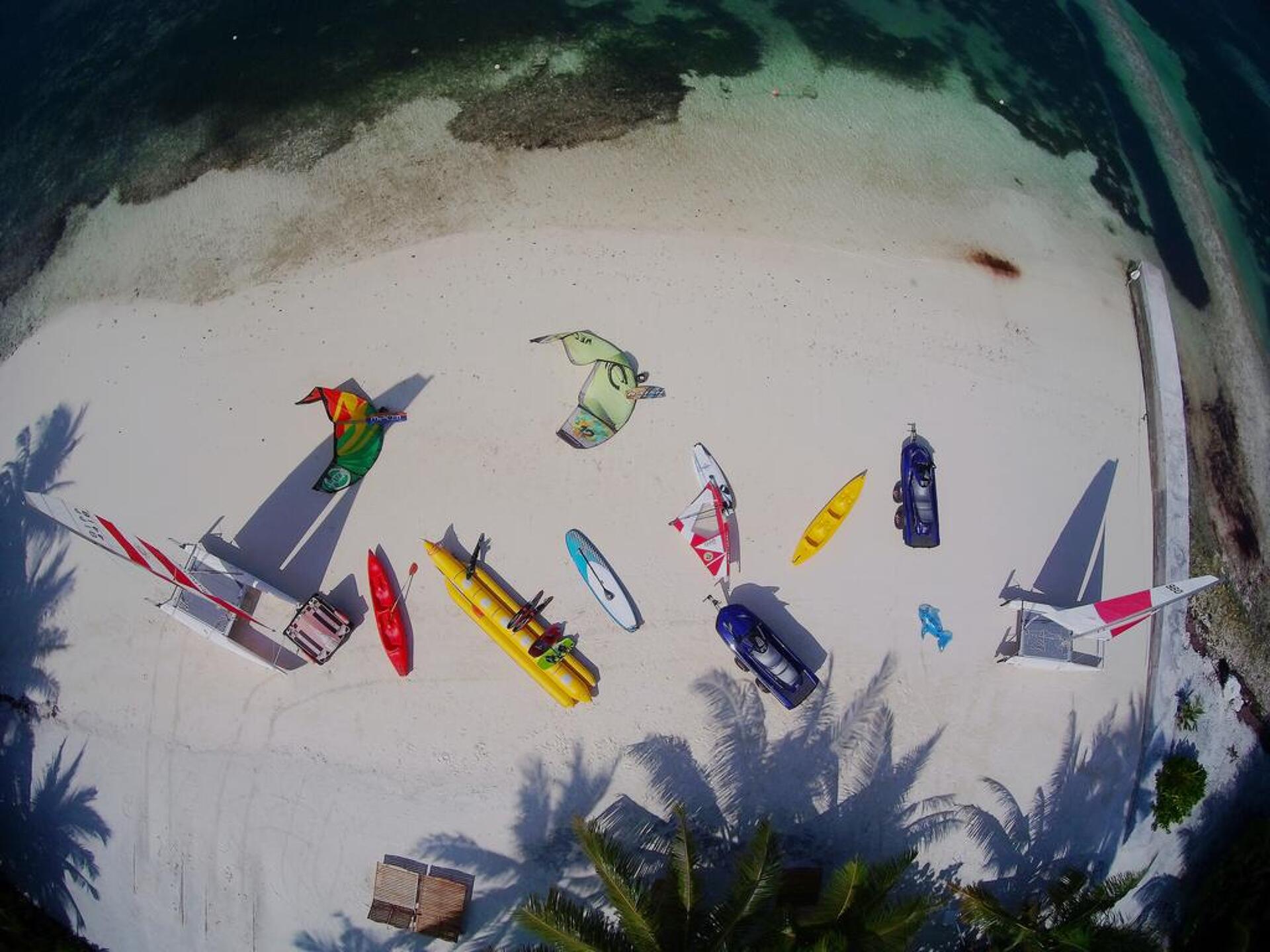 Canareef Resort Maldives 2