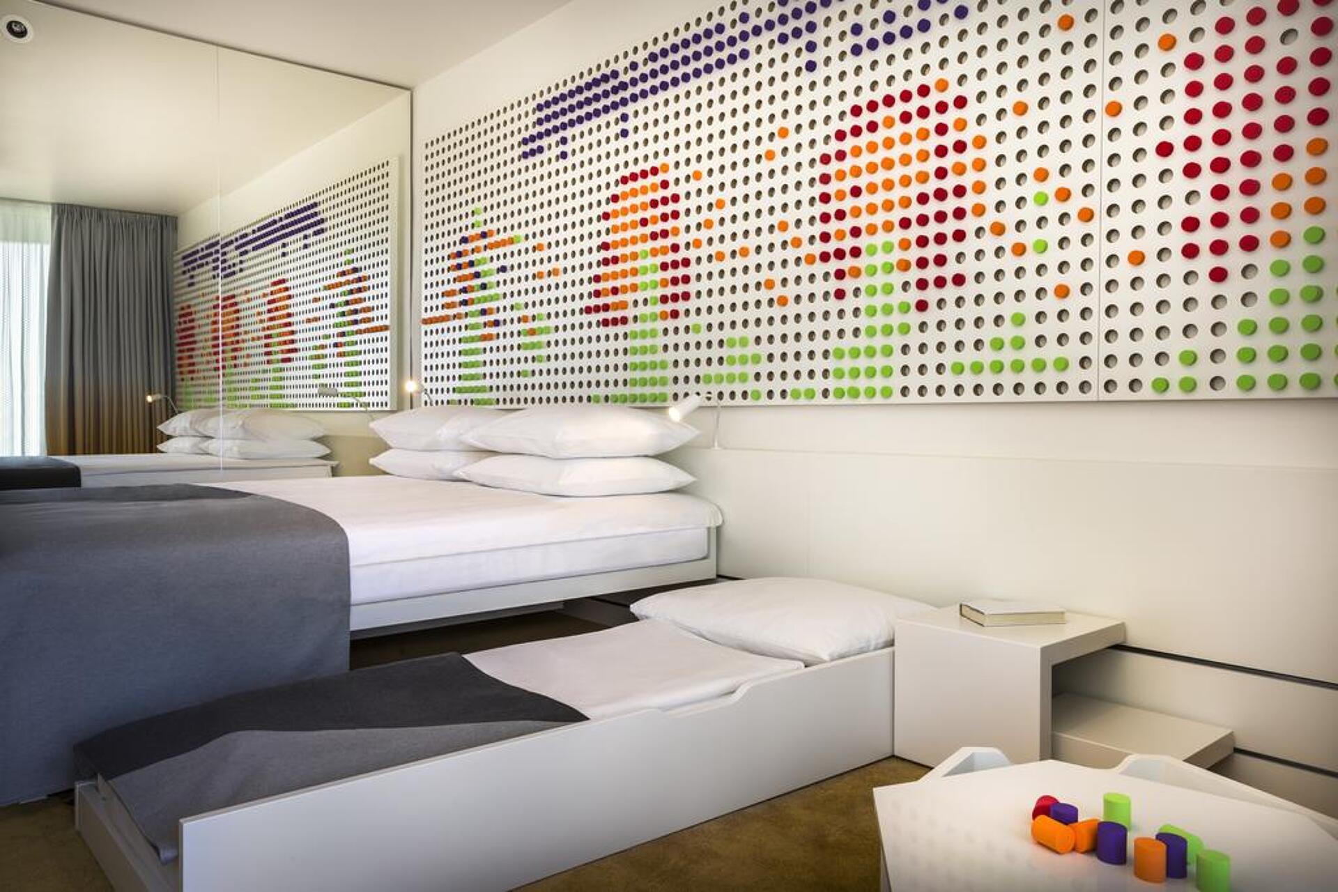 Family Hotel Amarin  4* 36