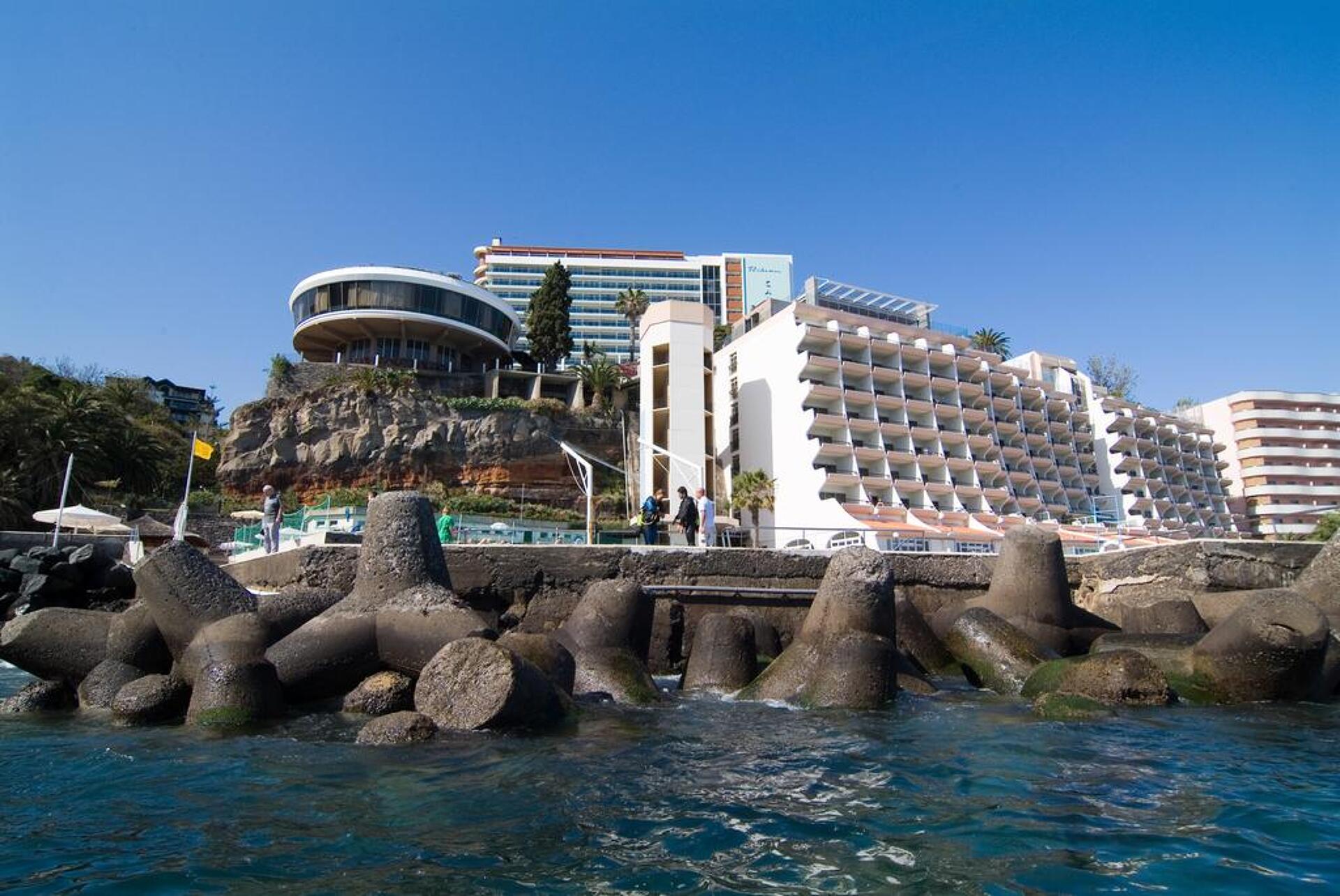 Pestana Carlton Madeira Ocean Resort Hotel  9