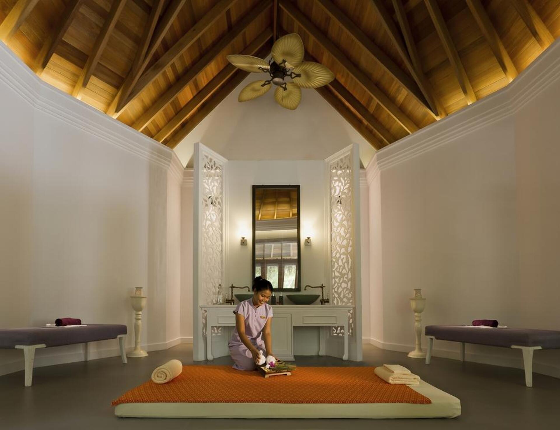 Dusit Thani Maldives 5* 22